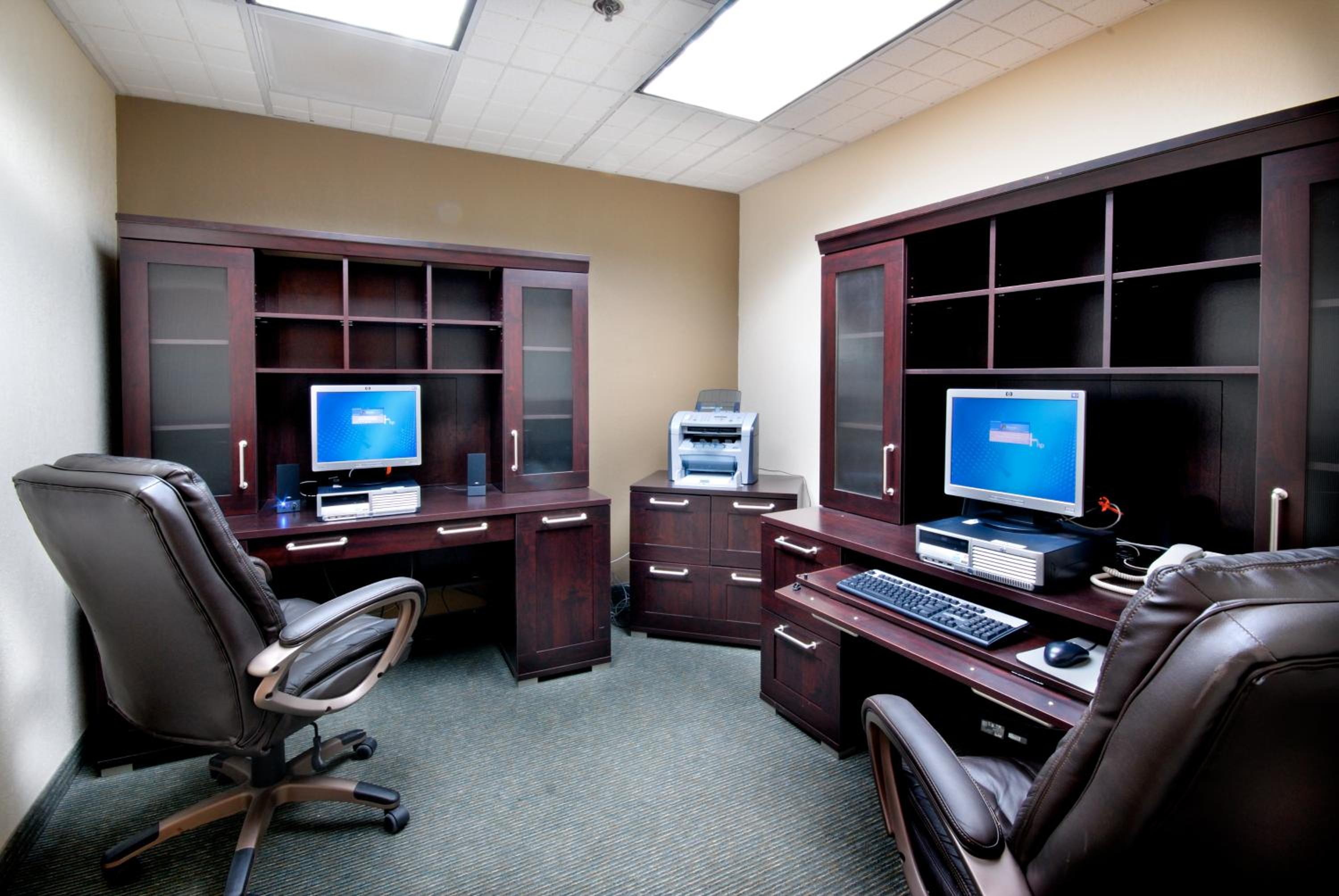 Holiday Inn - Fort Myers - Downtown Area by IHG