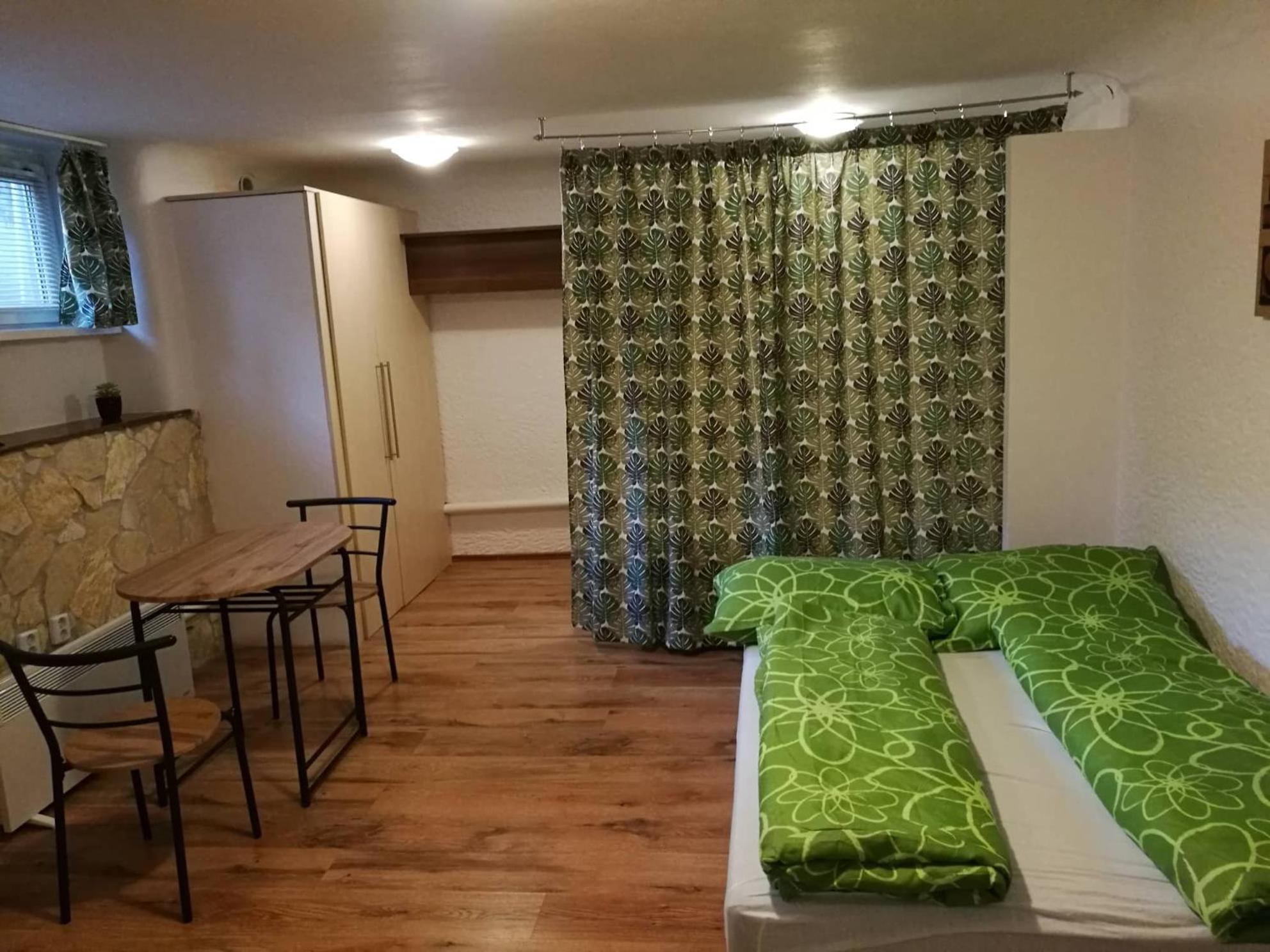 City Center Studio Apartman