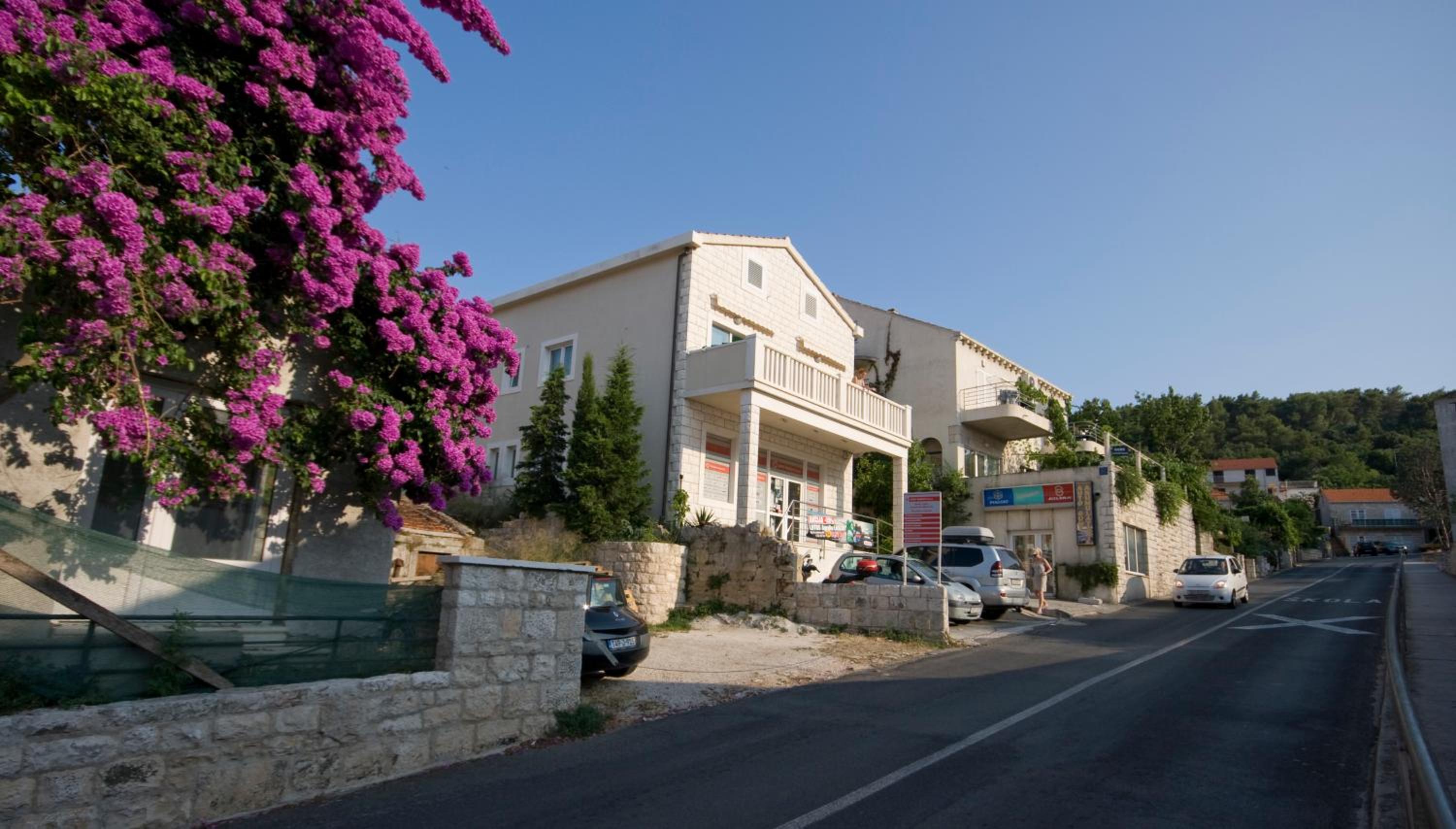 Hotel Apartments Viva - Image 1