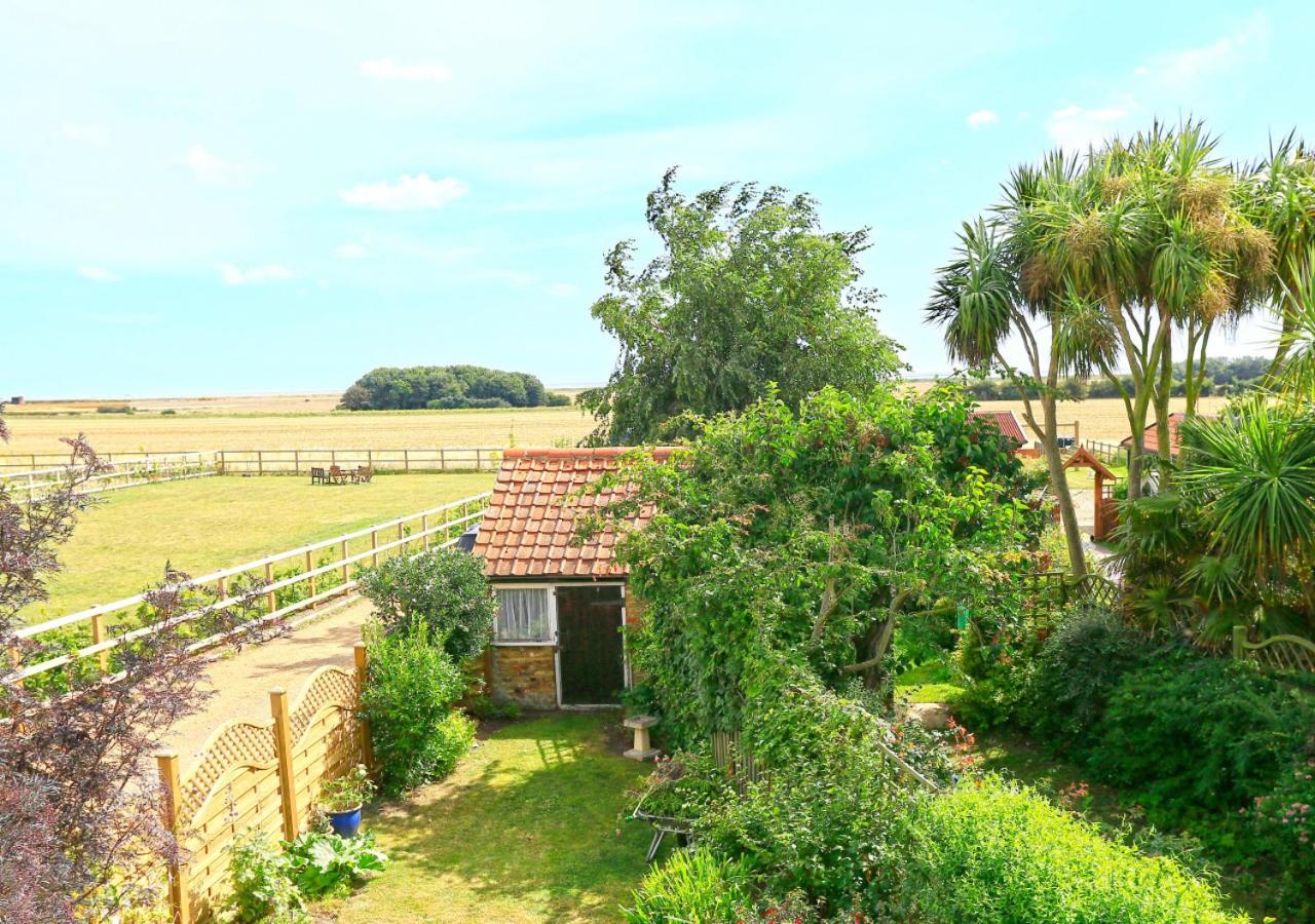 1 Bed in Woodbridge oc-hok view 2