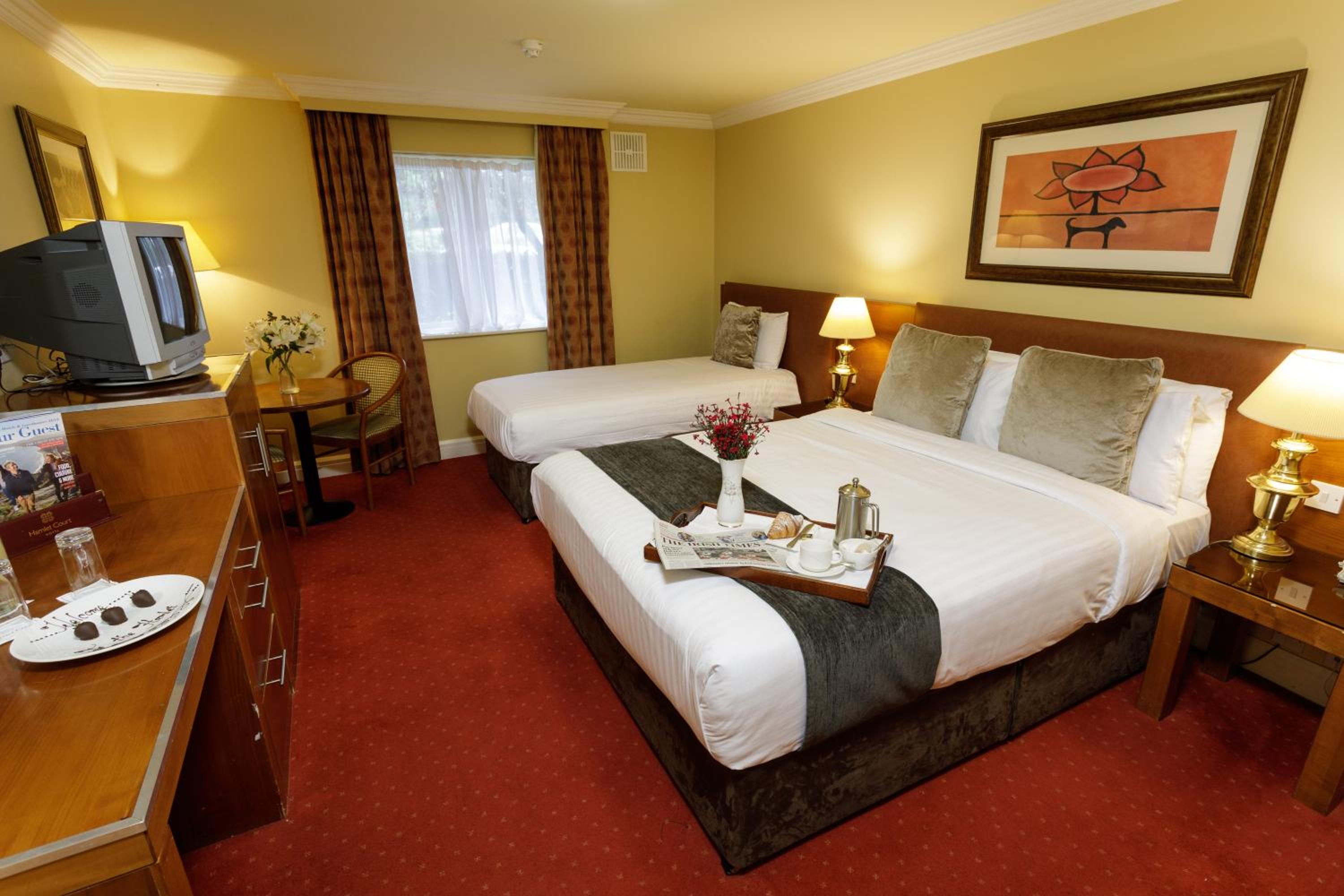Hamlet Court Hotel