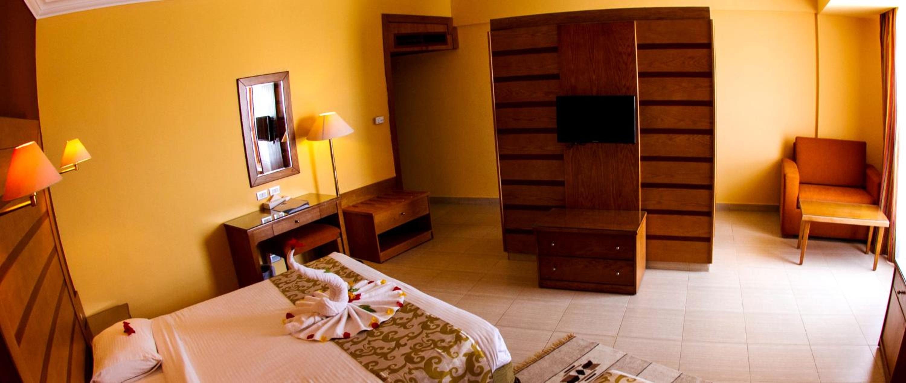 Golden Beach Resort