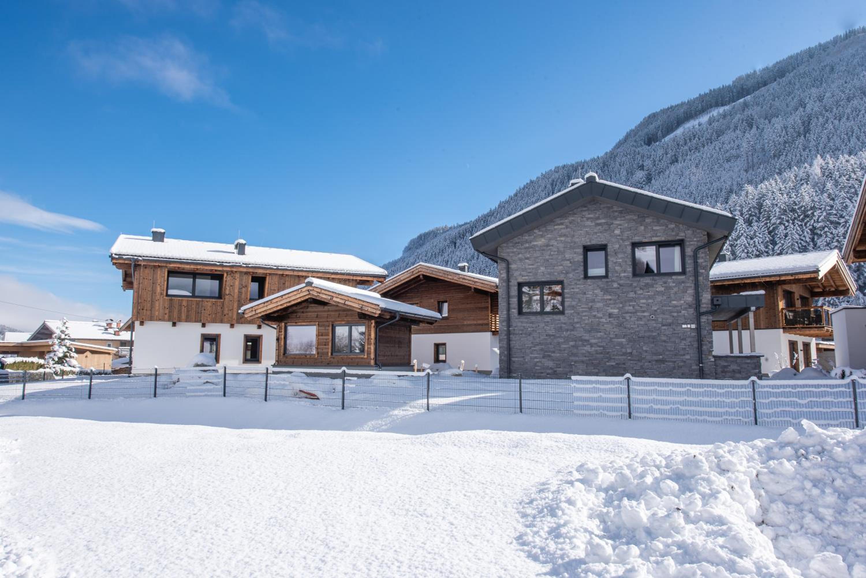 Chalet's DAS DORF view 4