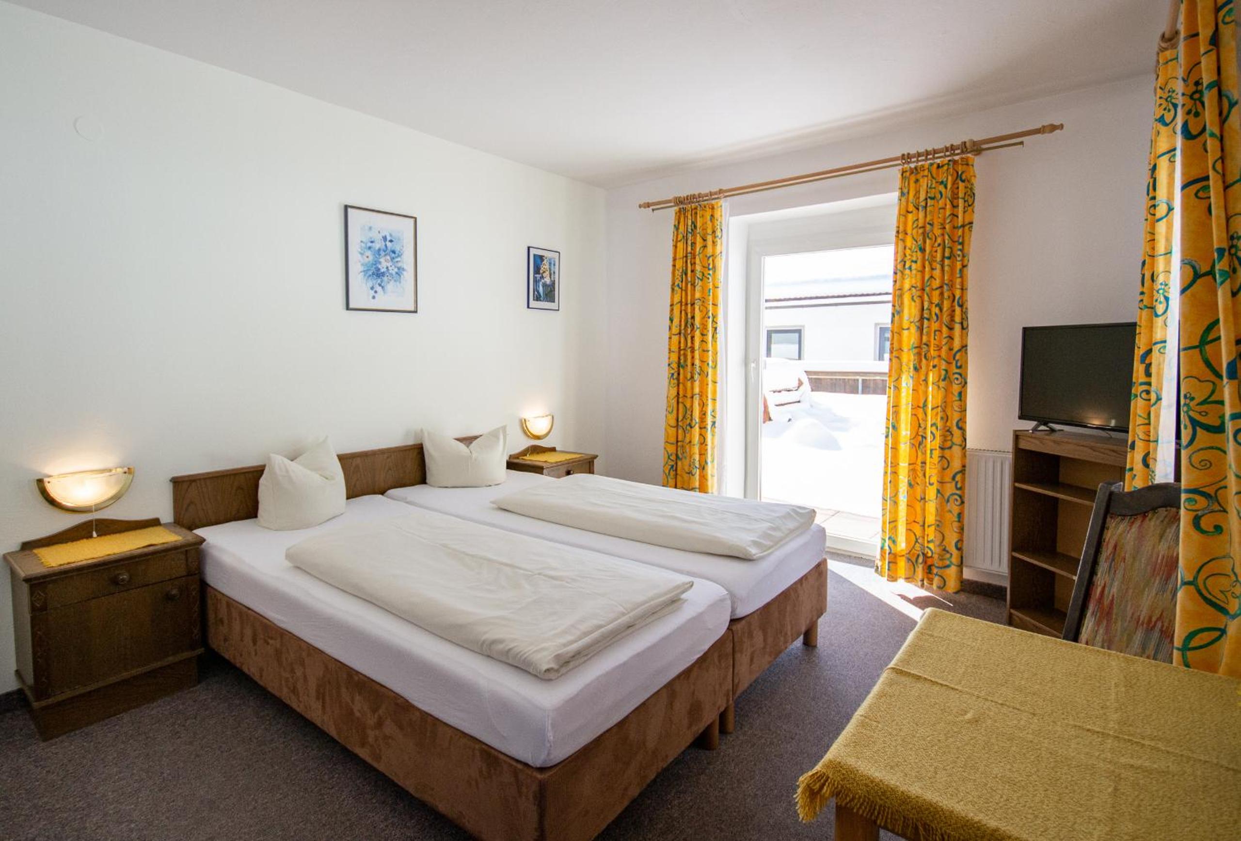 Pension Nina & Gasthof Alpenrose