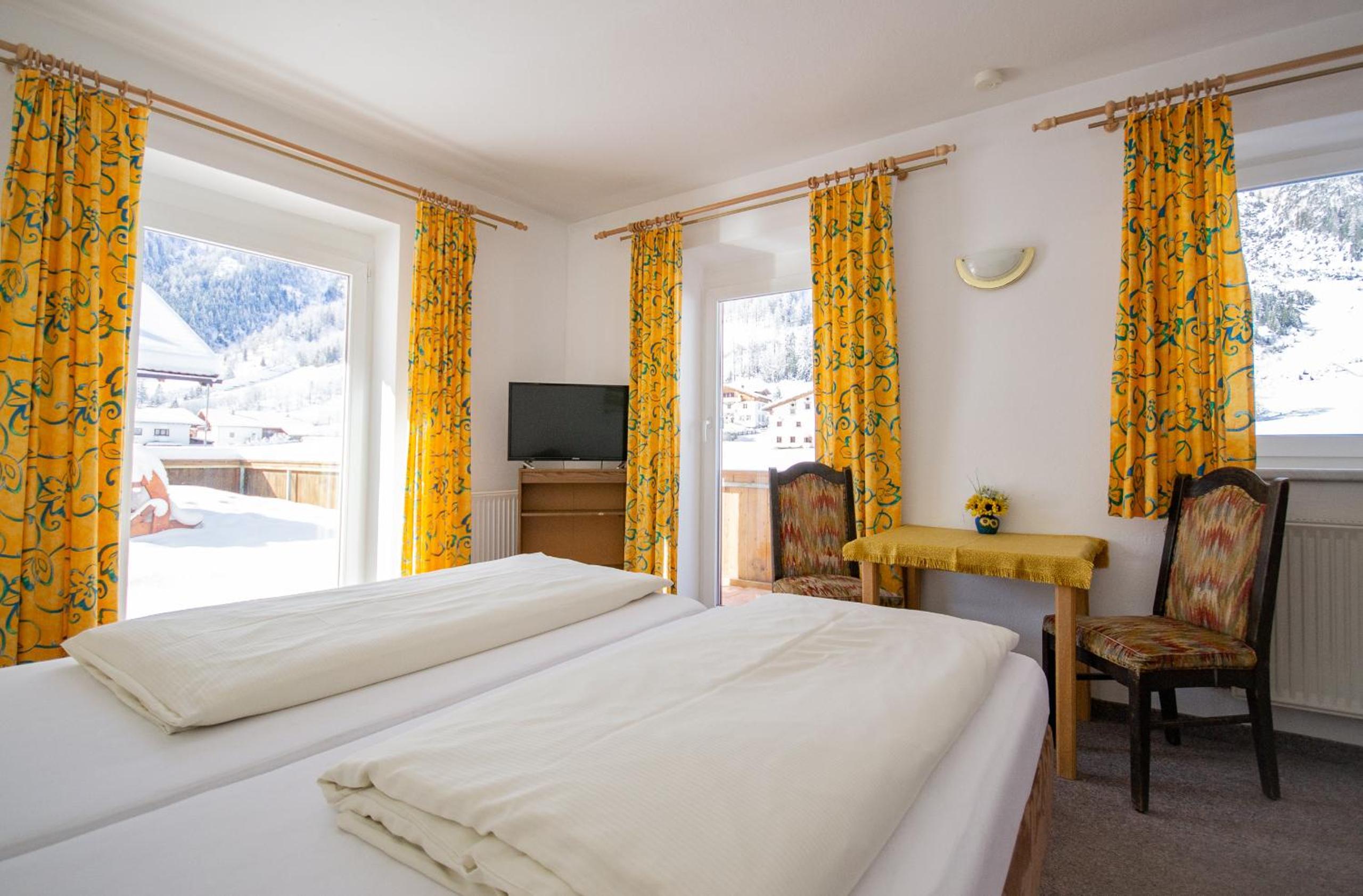 Pension Nina & Gasthof Alpenrose
