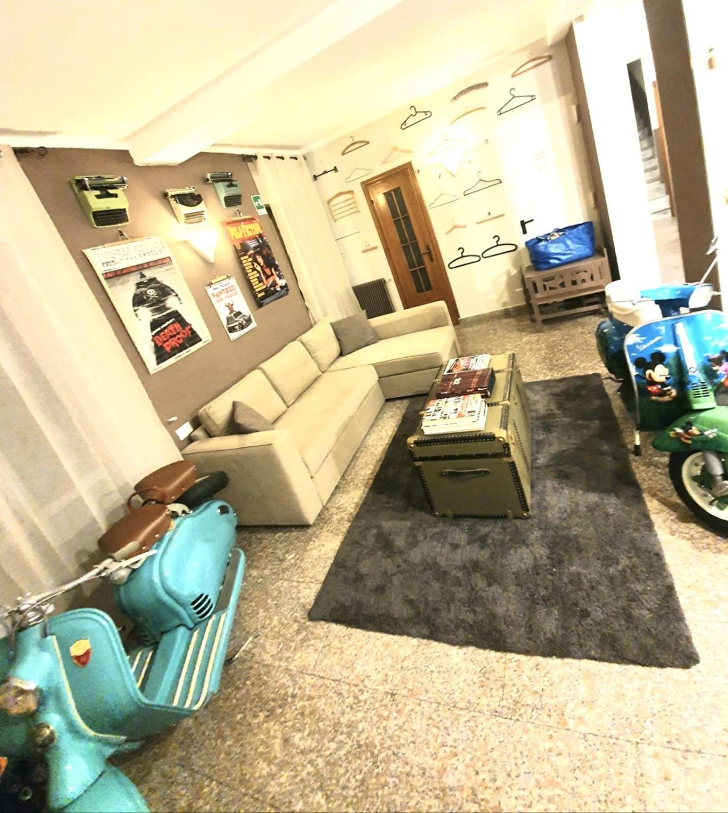 lounge
