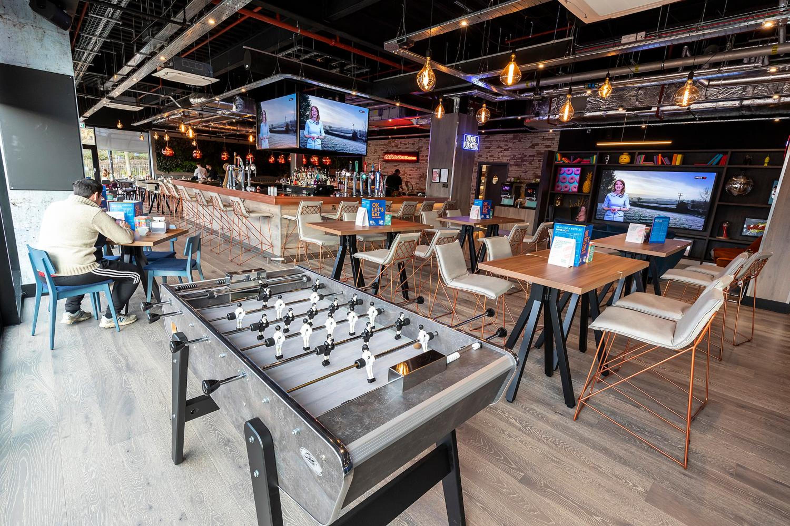 Basingstoke Vacations - Village Hotel Basingstoke - Property Image 7