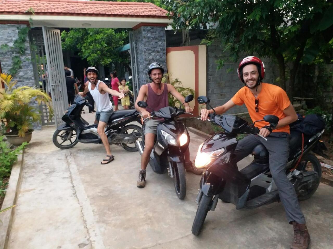 Photo 100