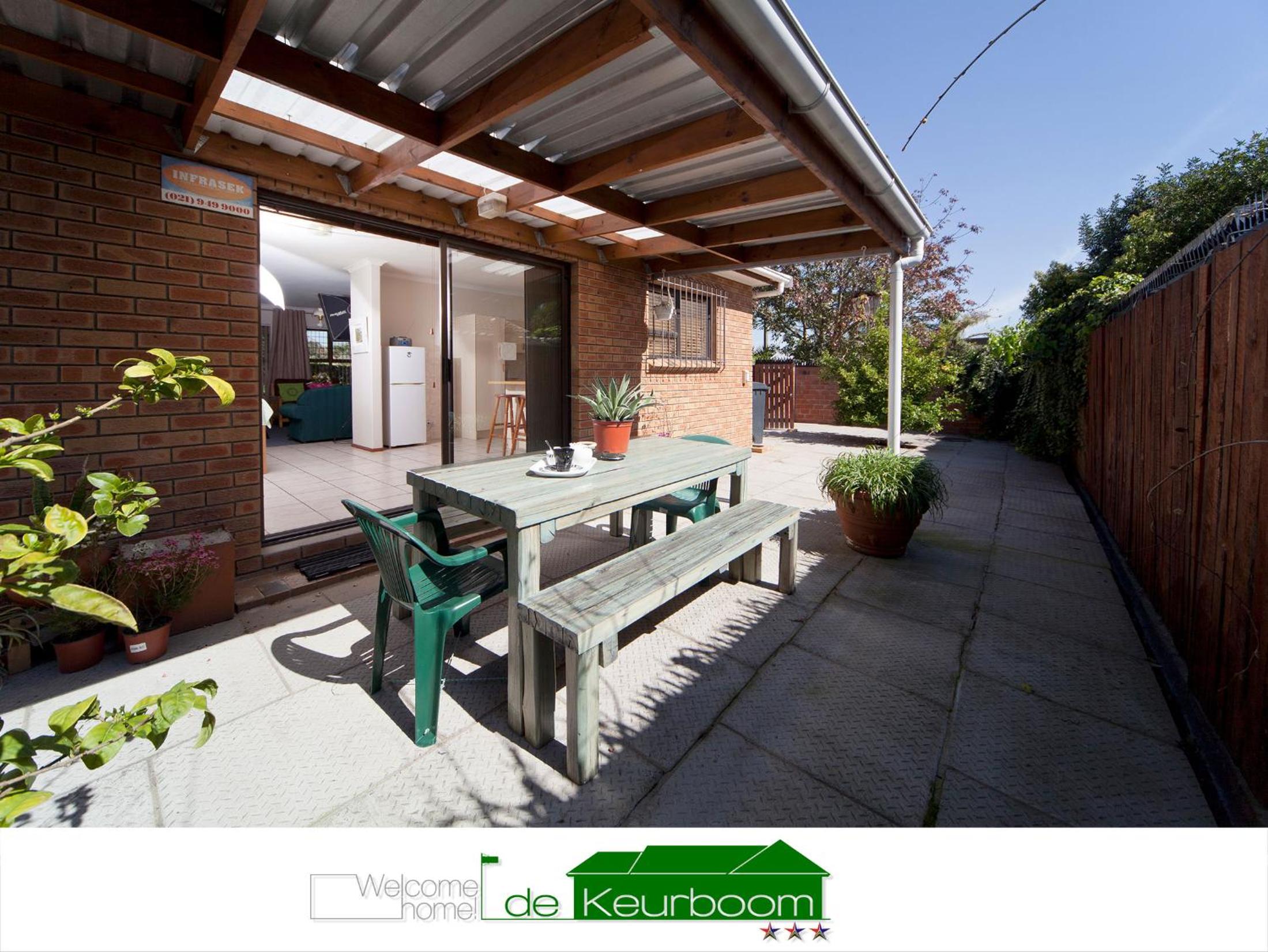 De Keurboom Guesthouse