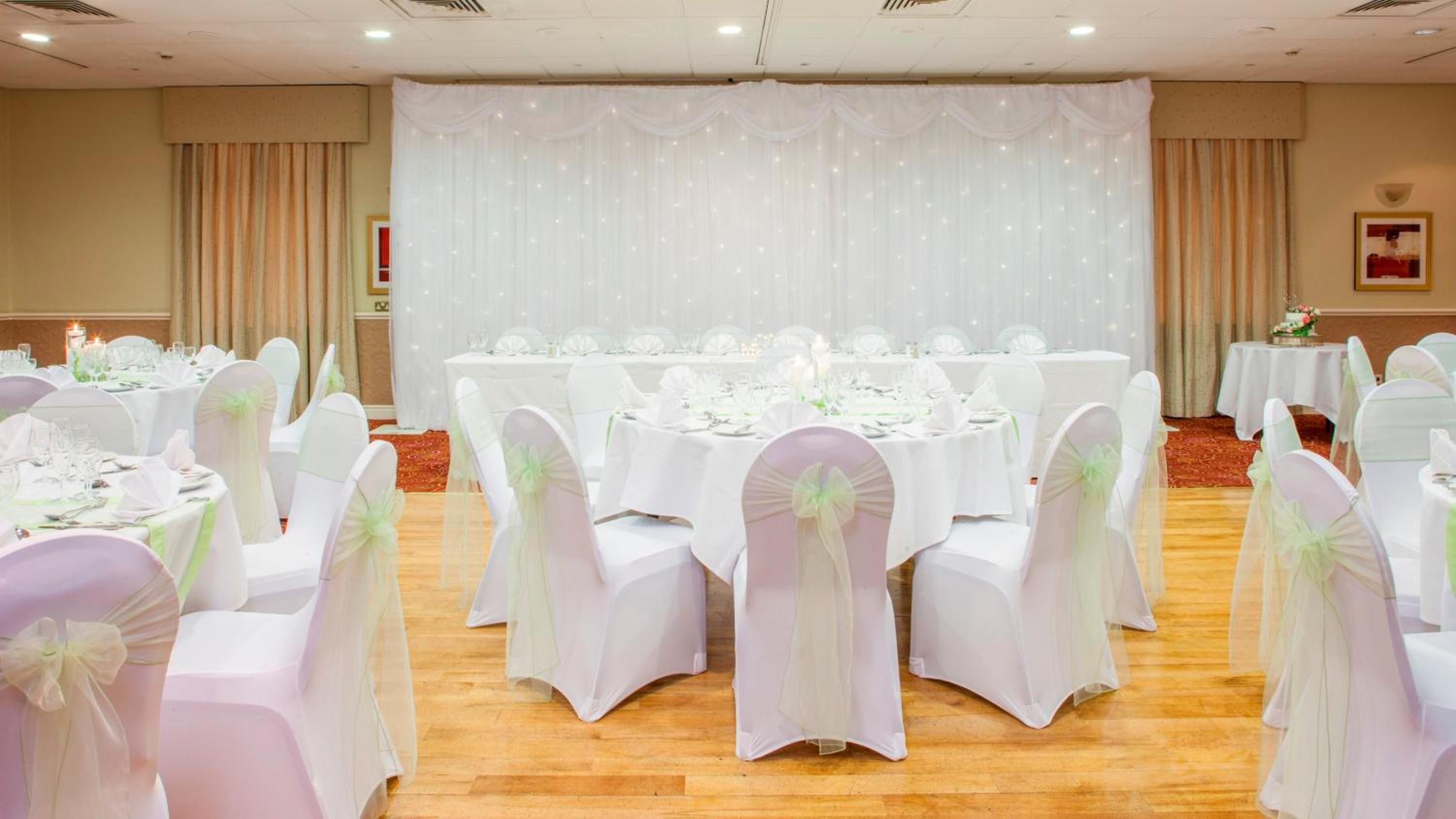 Rotherham Vacations - Holiday Inn Rotherham-Sheffield M1,Jct.33, an IHG Hotel - Property Image 8