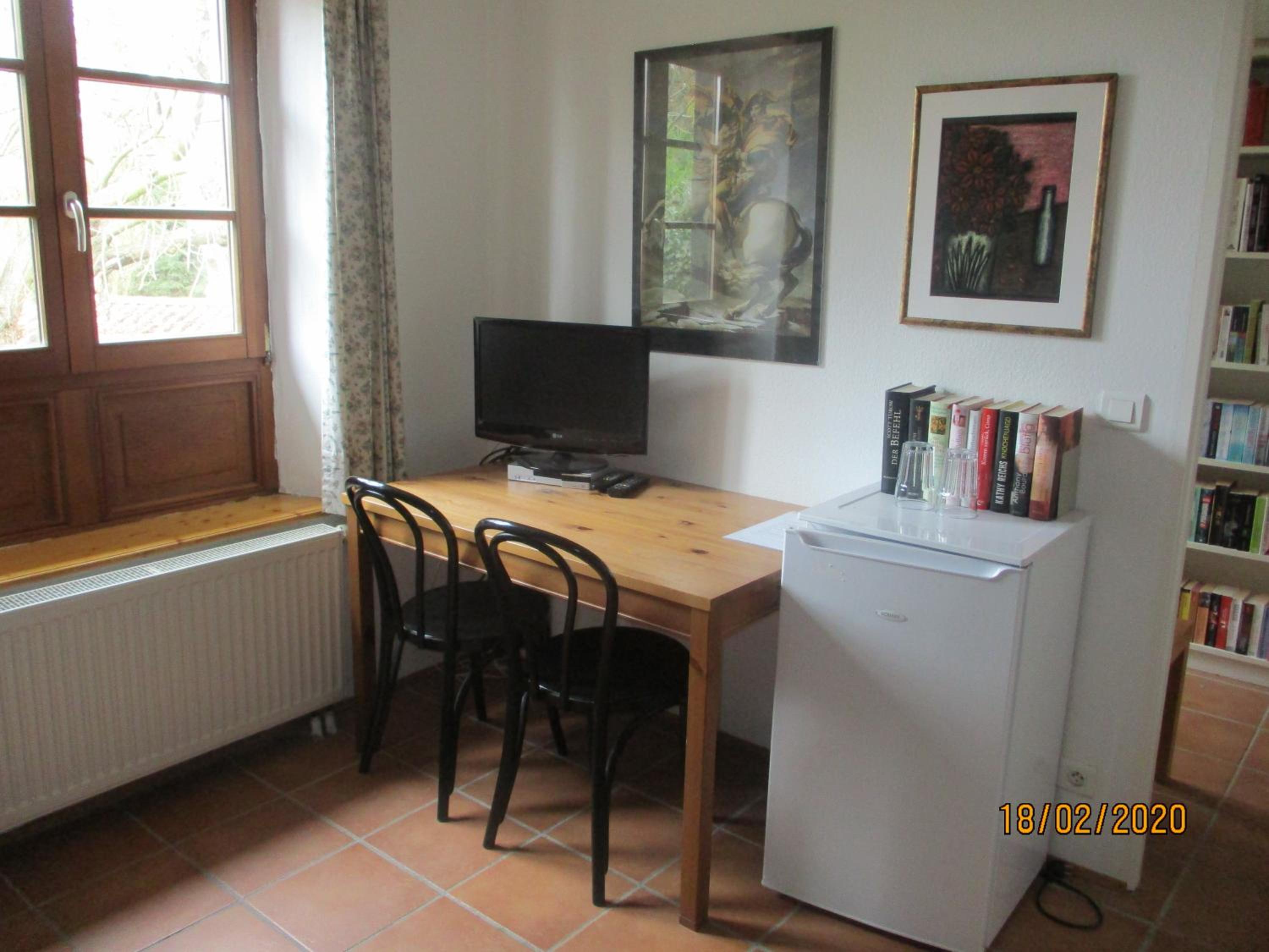 Photo 12
