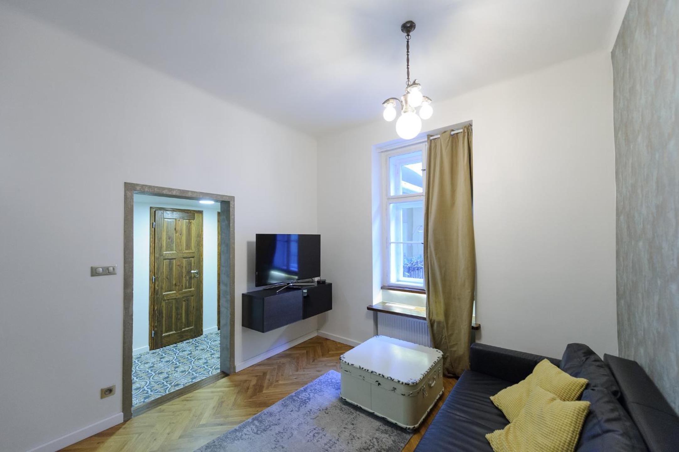 Pinkova Apartments