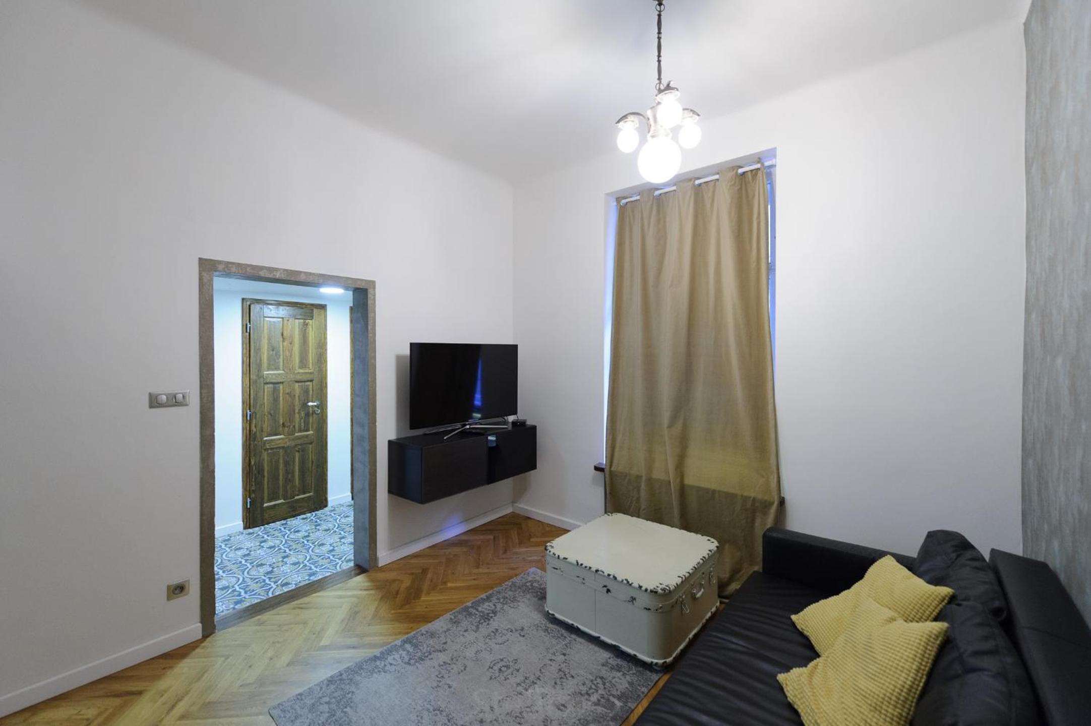 Pinkova Apartments
