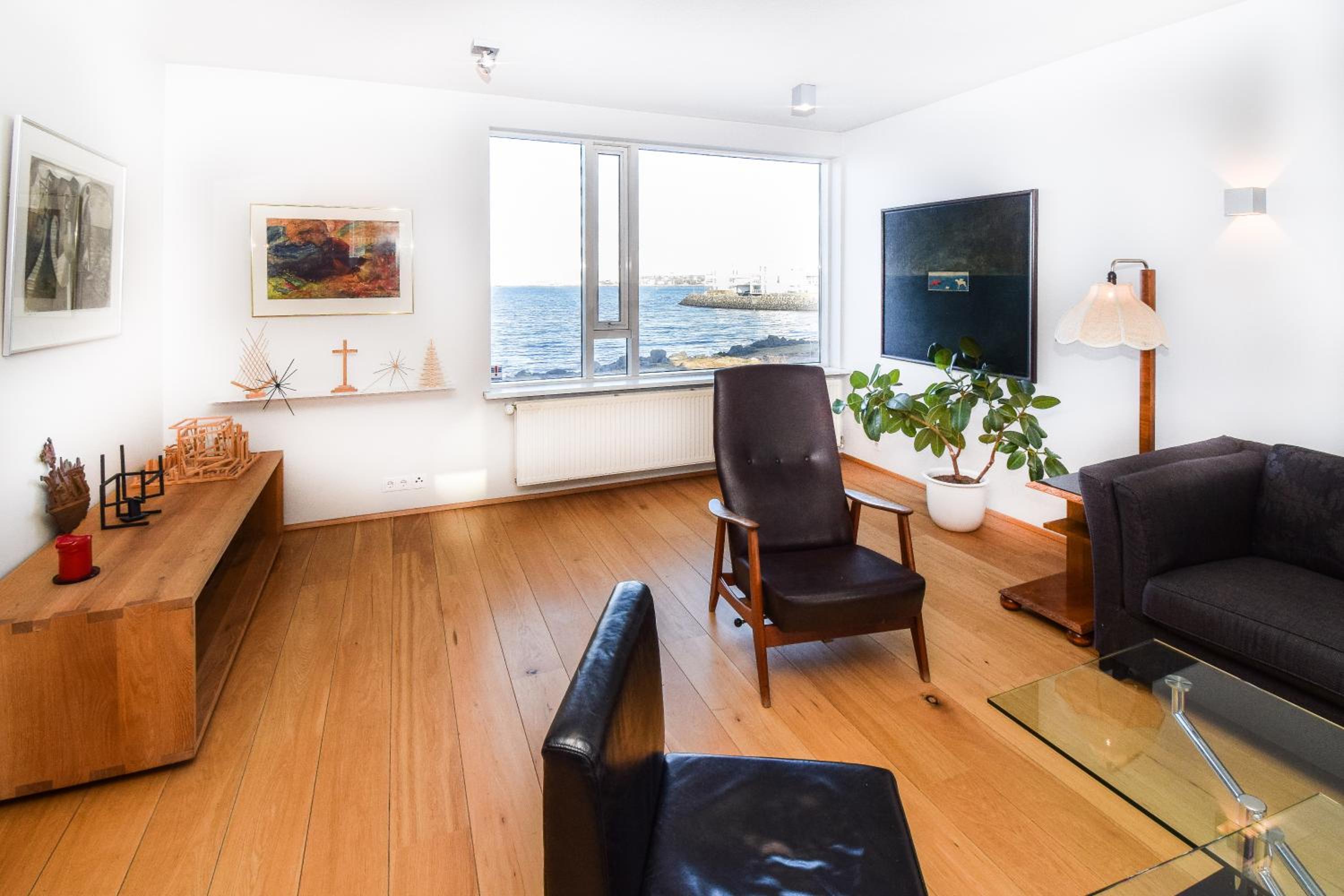 Seaside Paradise Apartment view 2