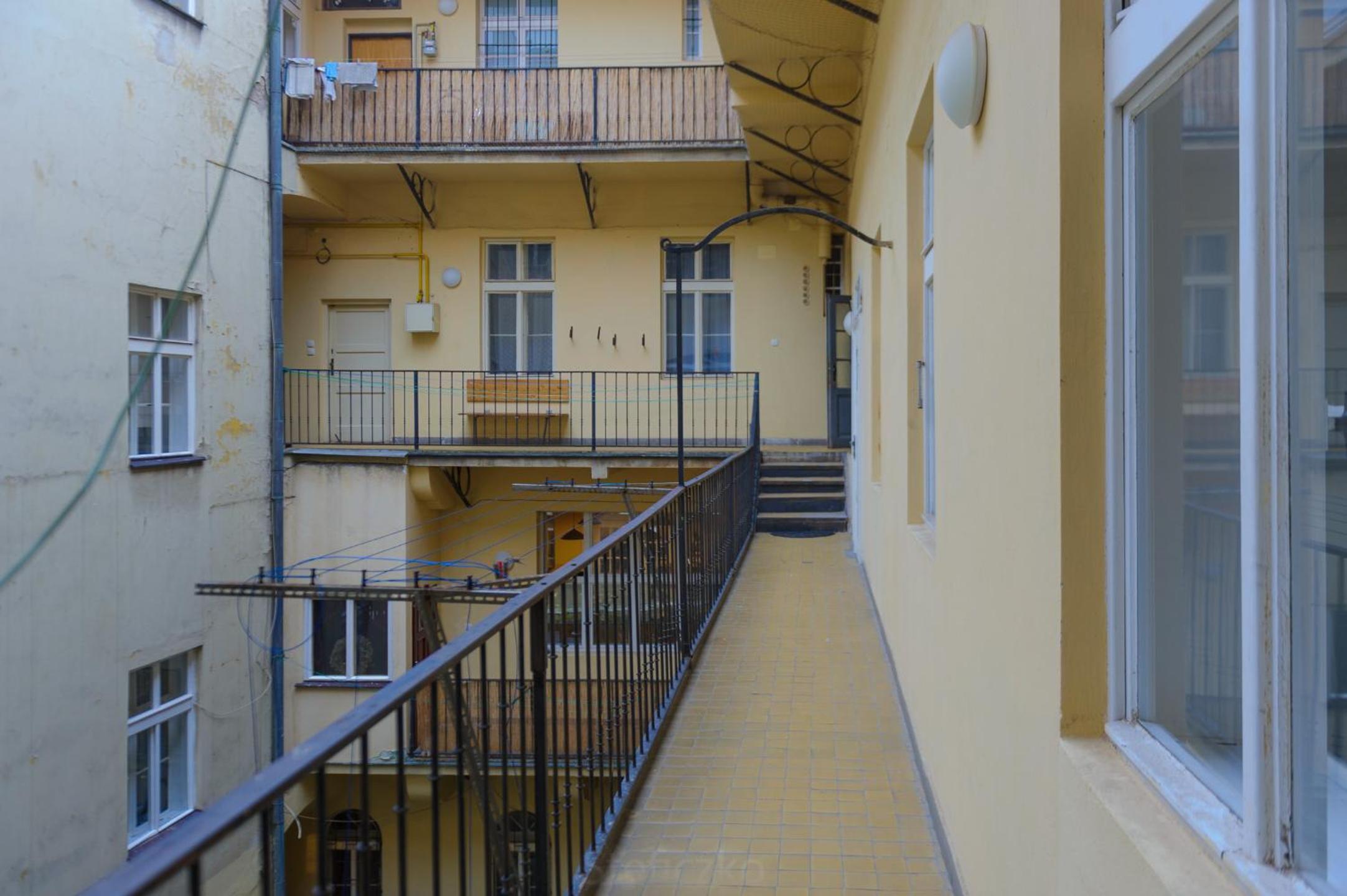 Pinkova Apartments