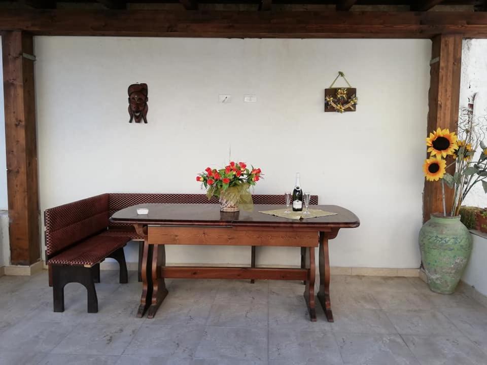 Photo 51