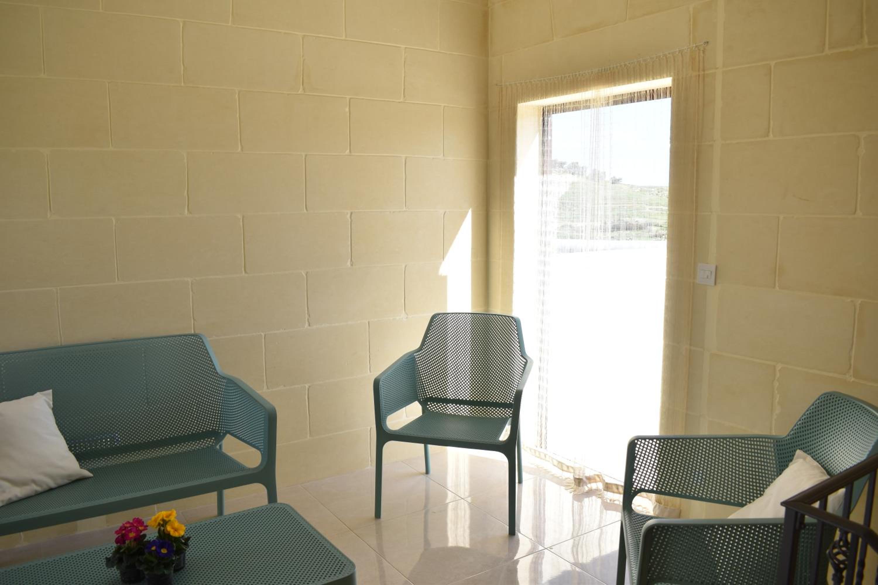 Photo 28