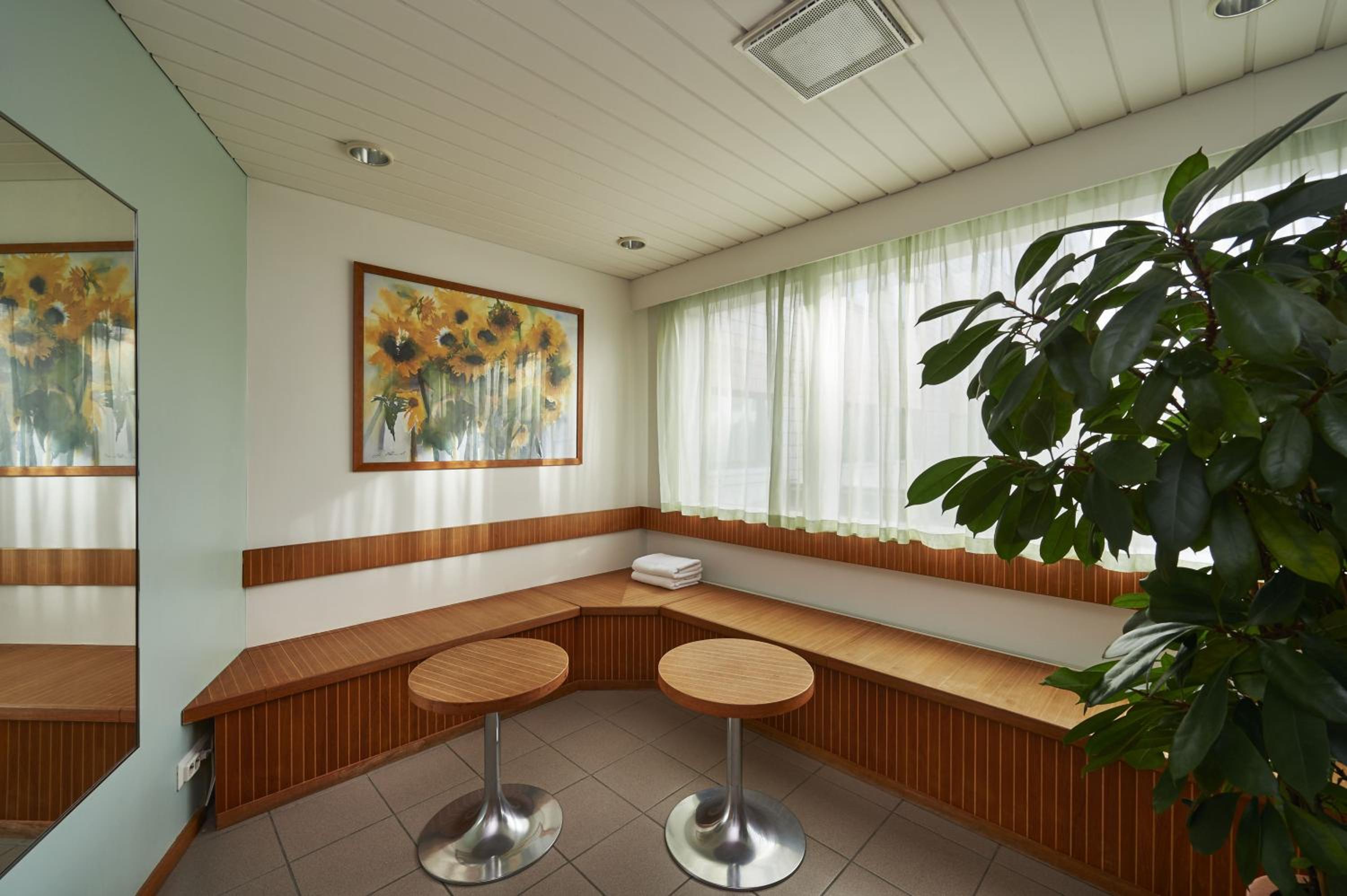 Vantaa Vacations - Holiday Inn Helsinki-Vantaa Airport, an IHG Hotel - Property Image 4
