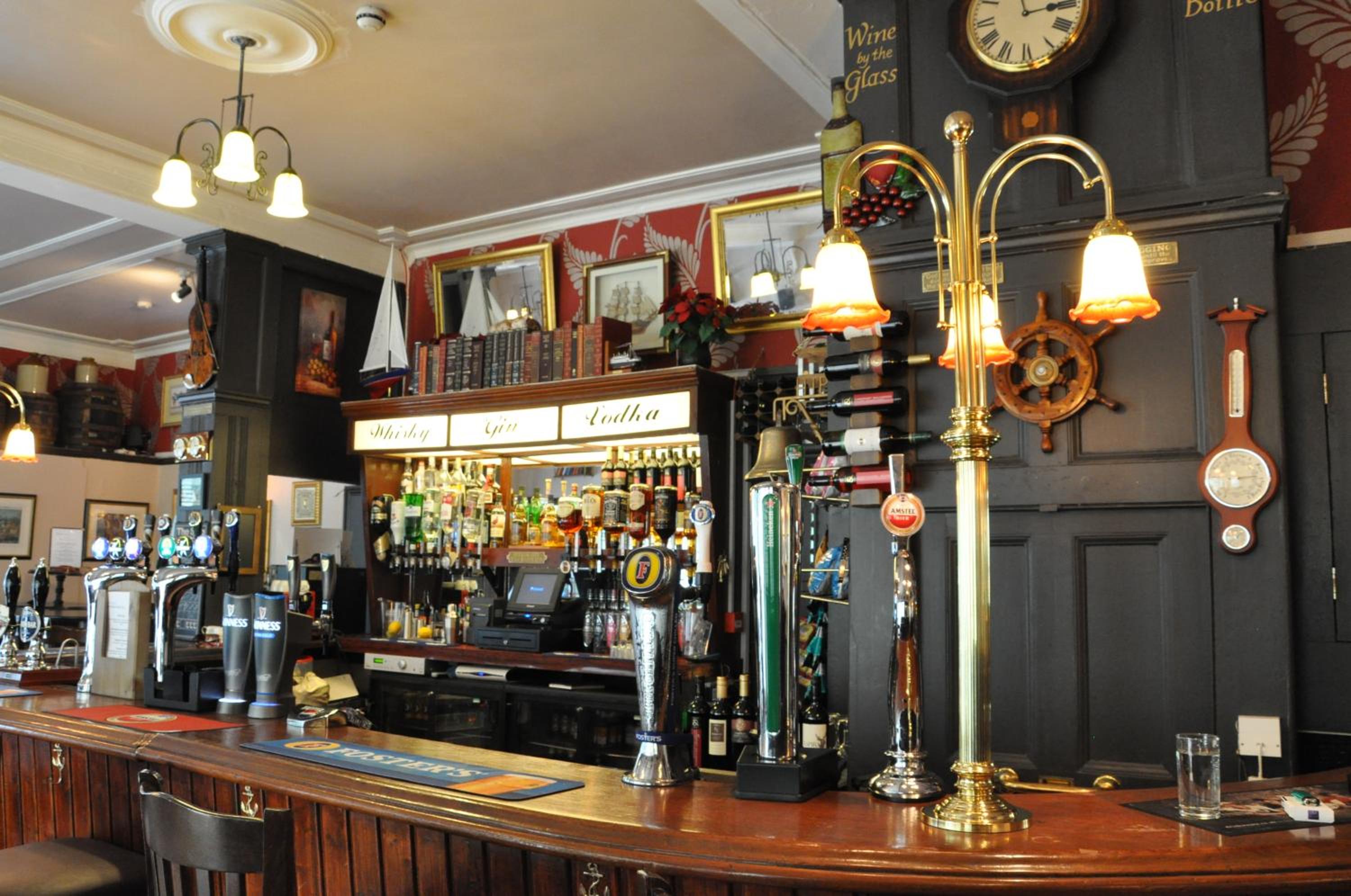 bar