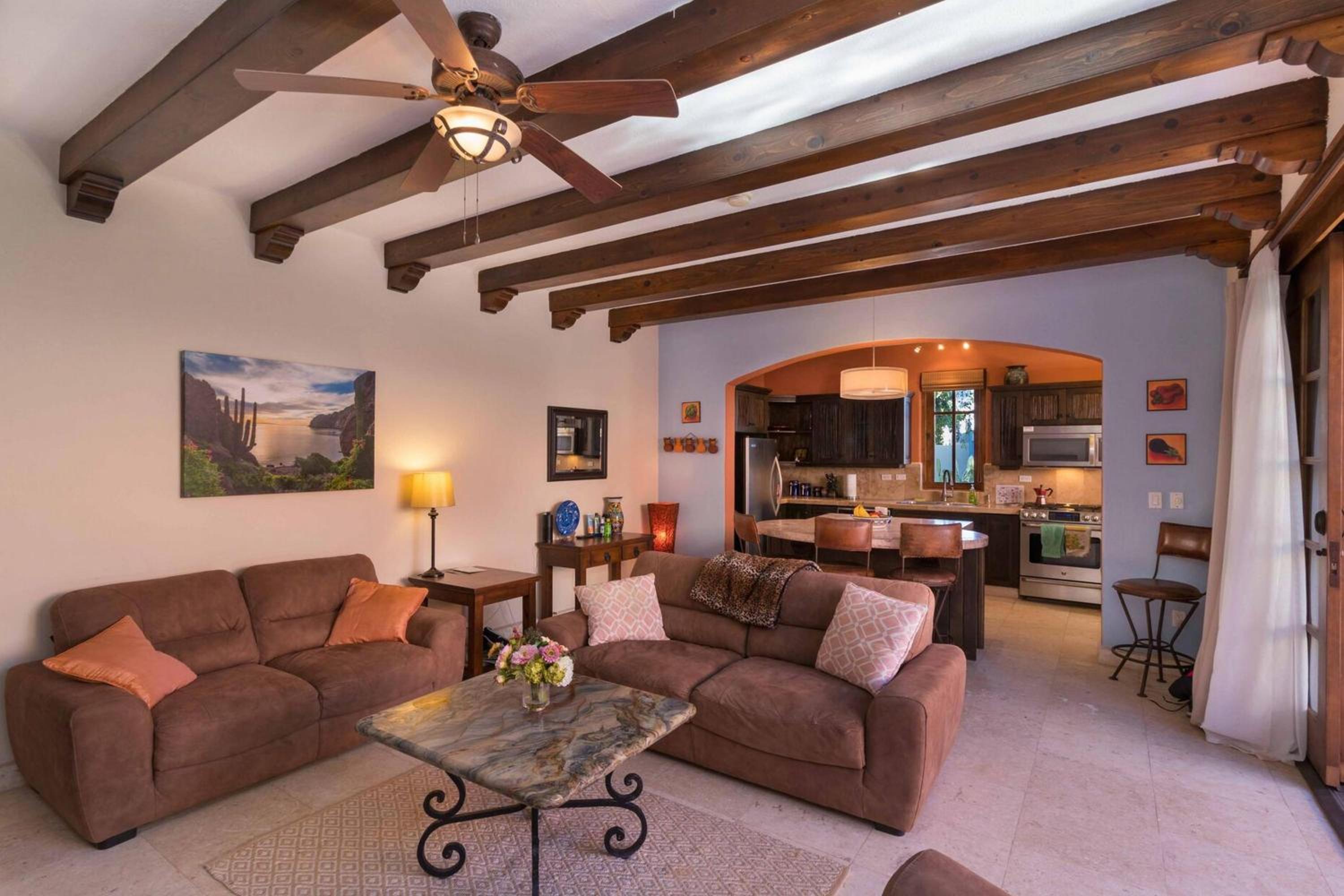Casa Bella 2BR by Casago view 5