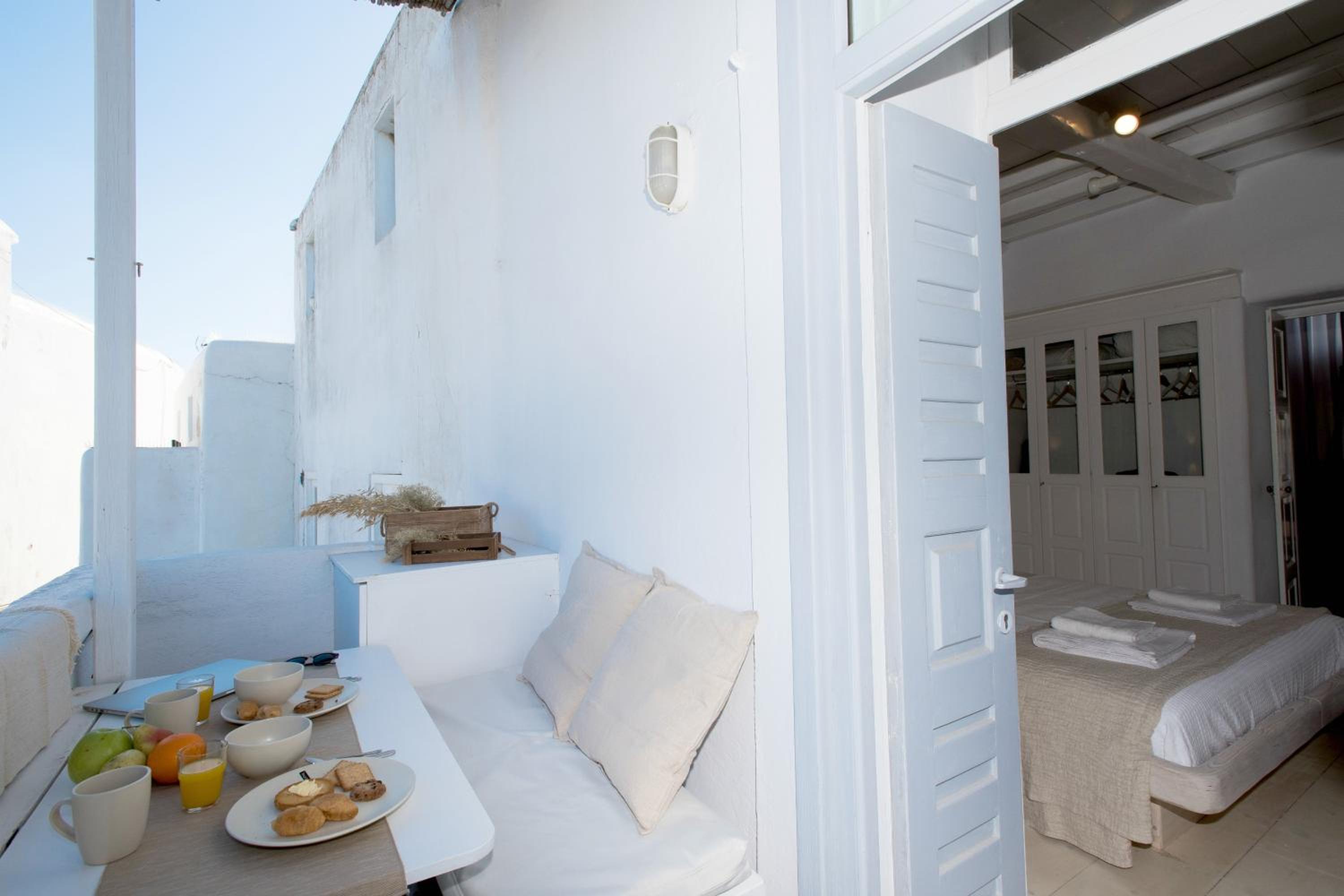 Villa Loom Mykonos Town view 5