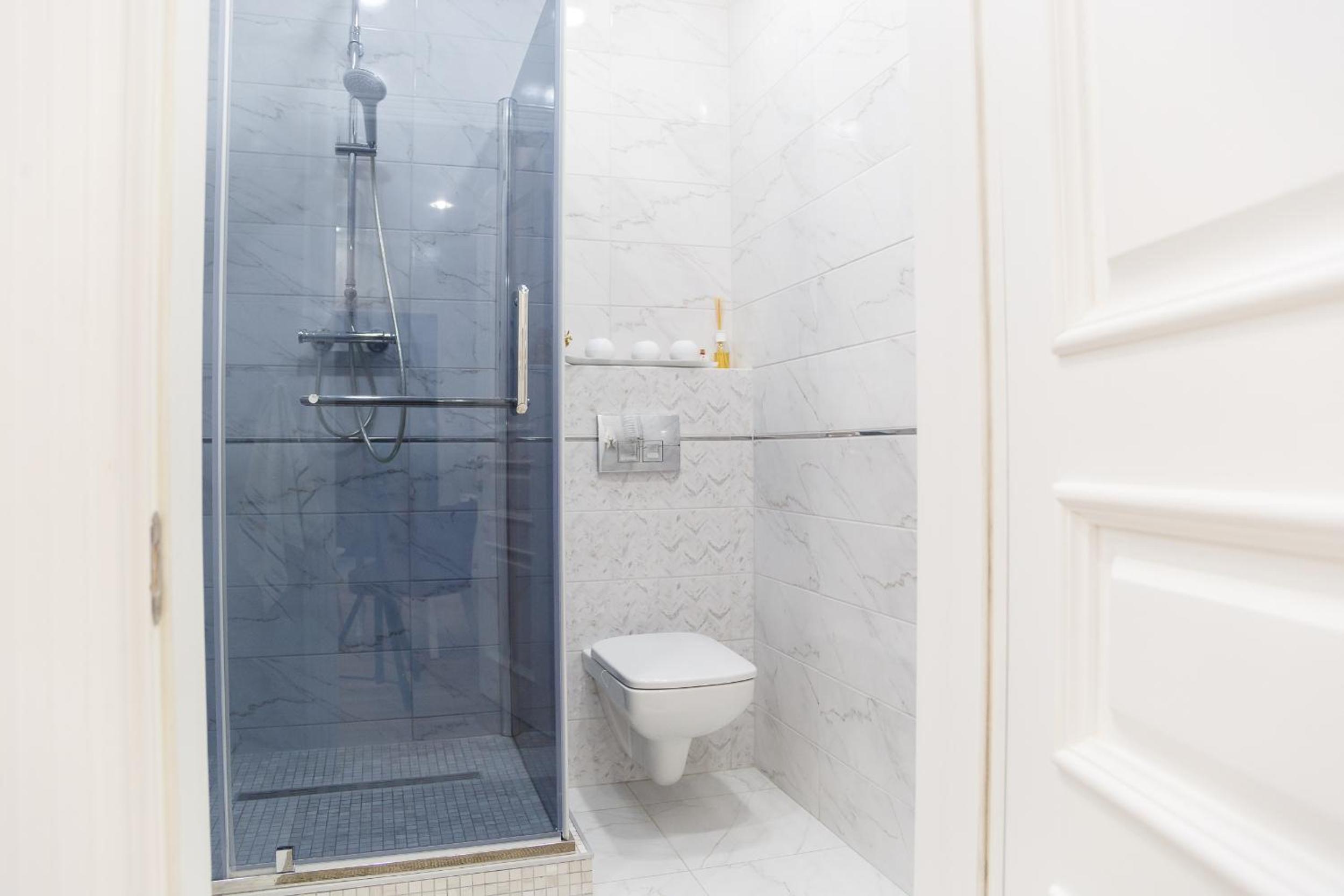 VIP- Elite Lemberg Apartments view 3