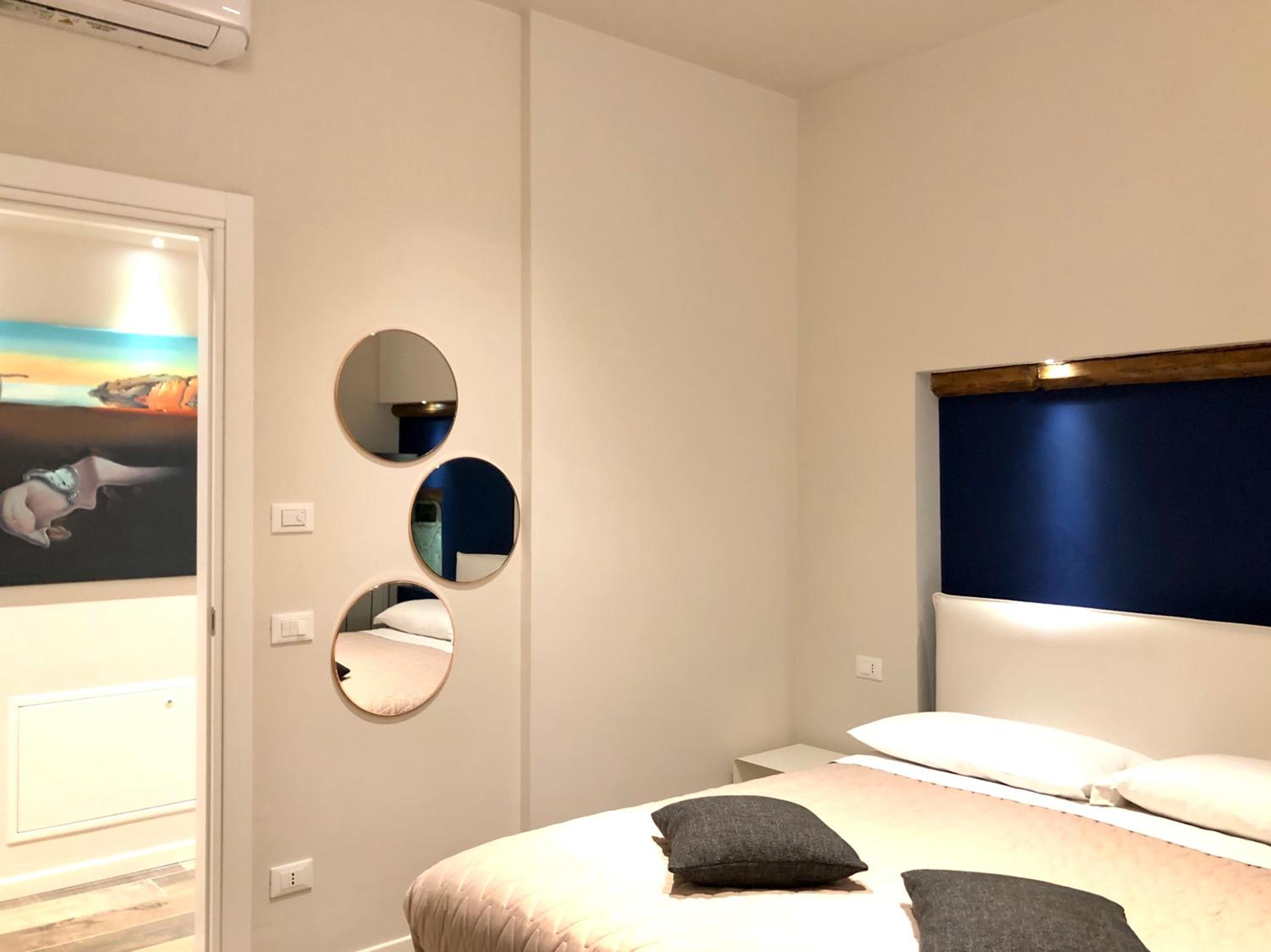 Magno Luxury Apt Canal View