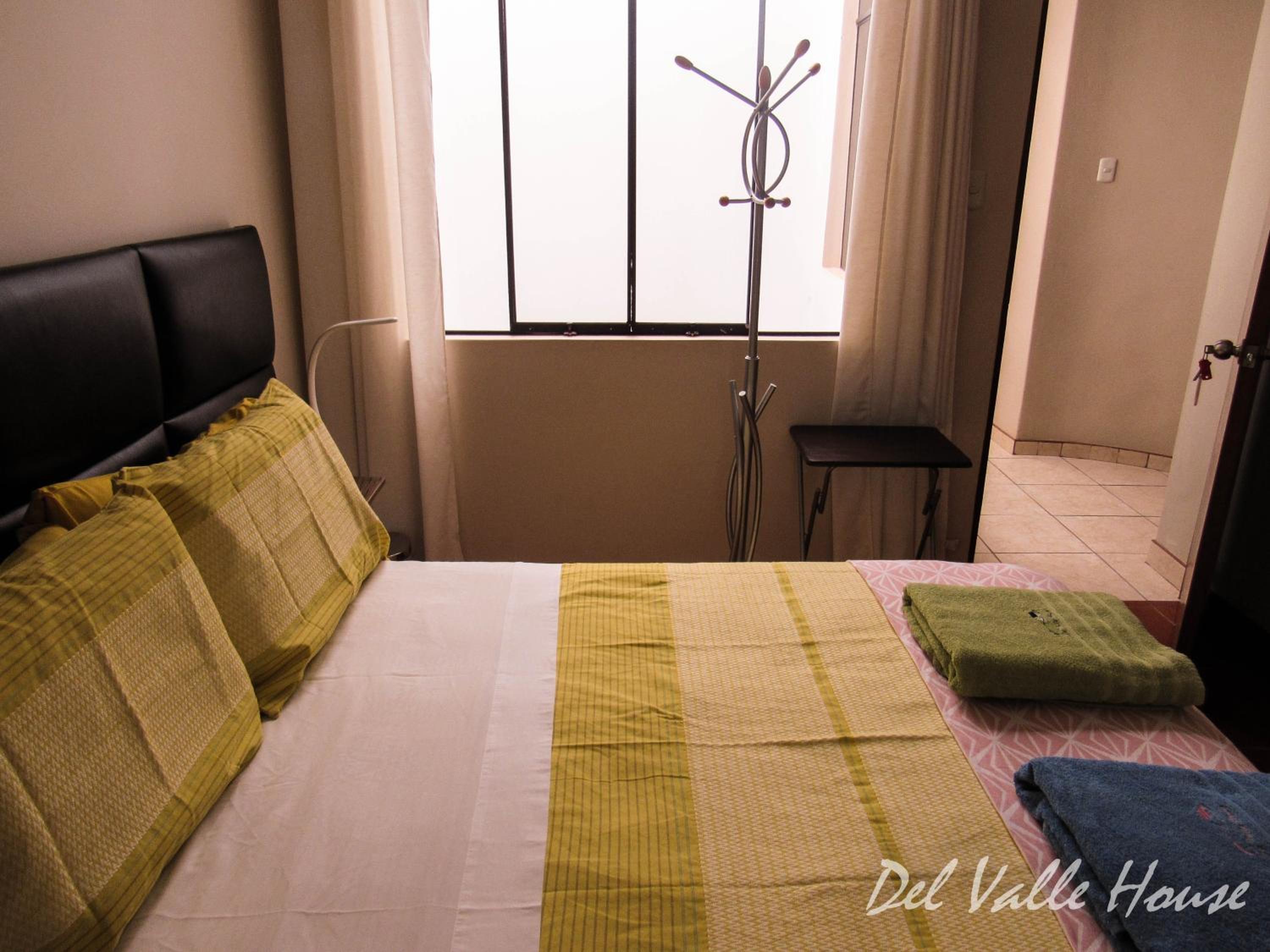 Del Valle House