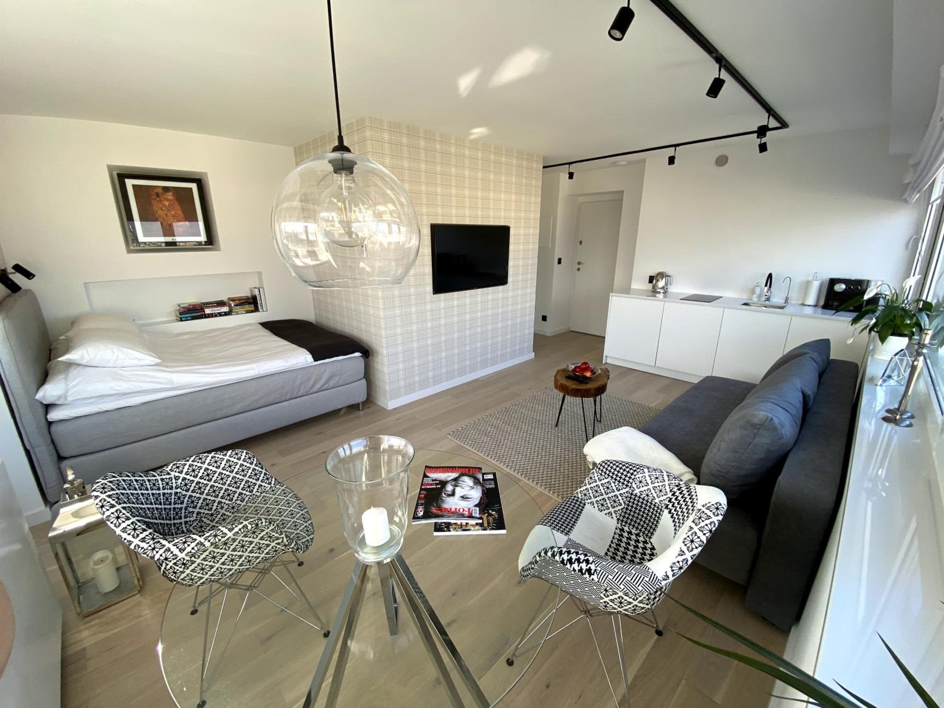 Leo Apartment view 2