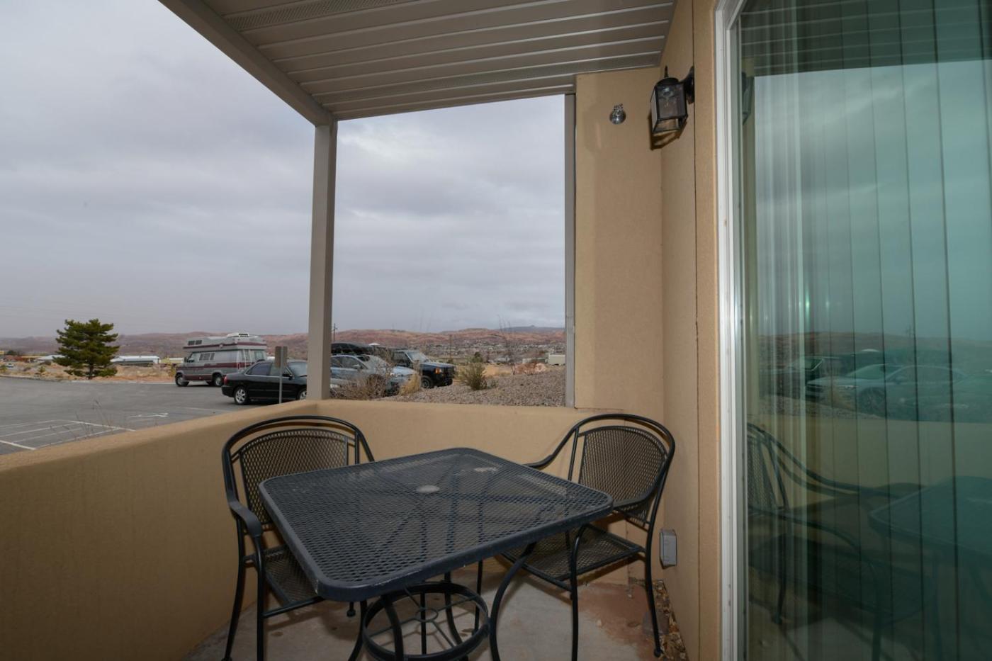 Hotel Moab Redcliff Condos Dean Re