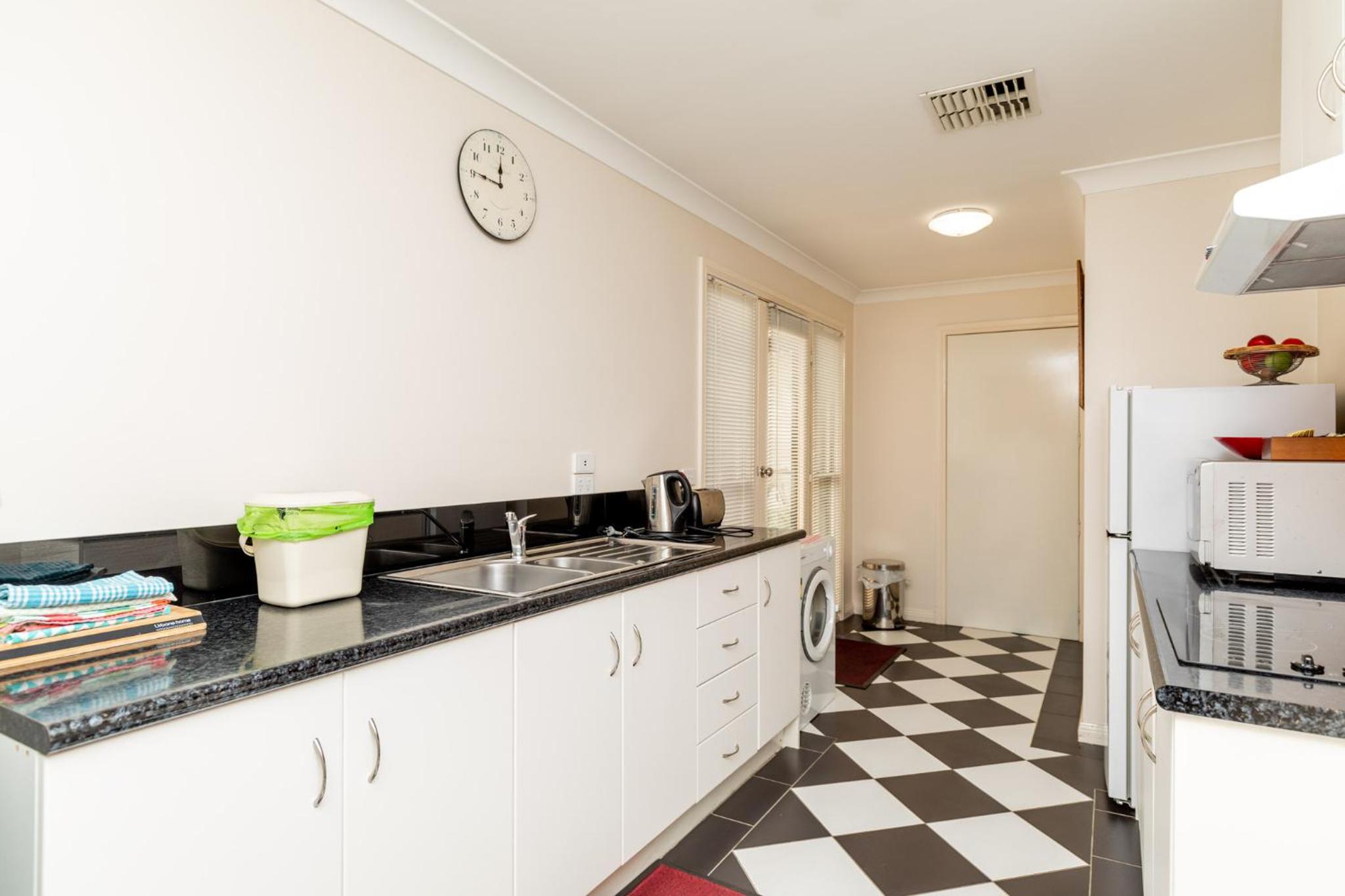 94Best Apartments view 4