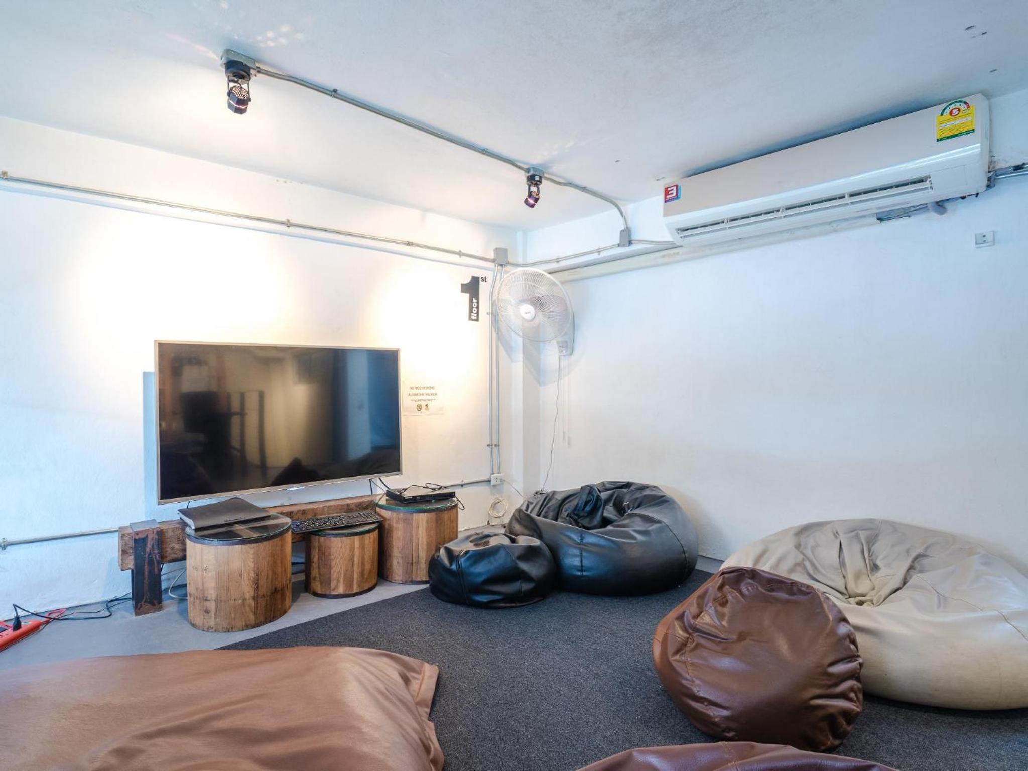 Bangkok Nomad Hostel