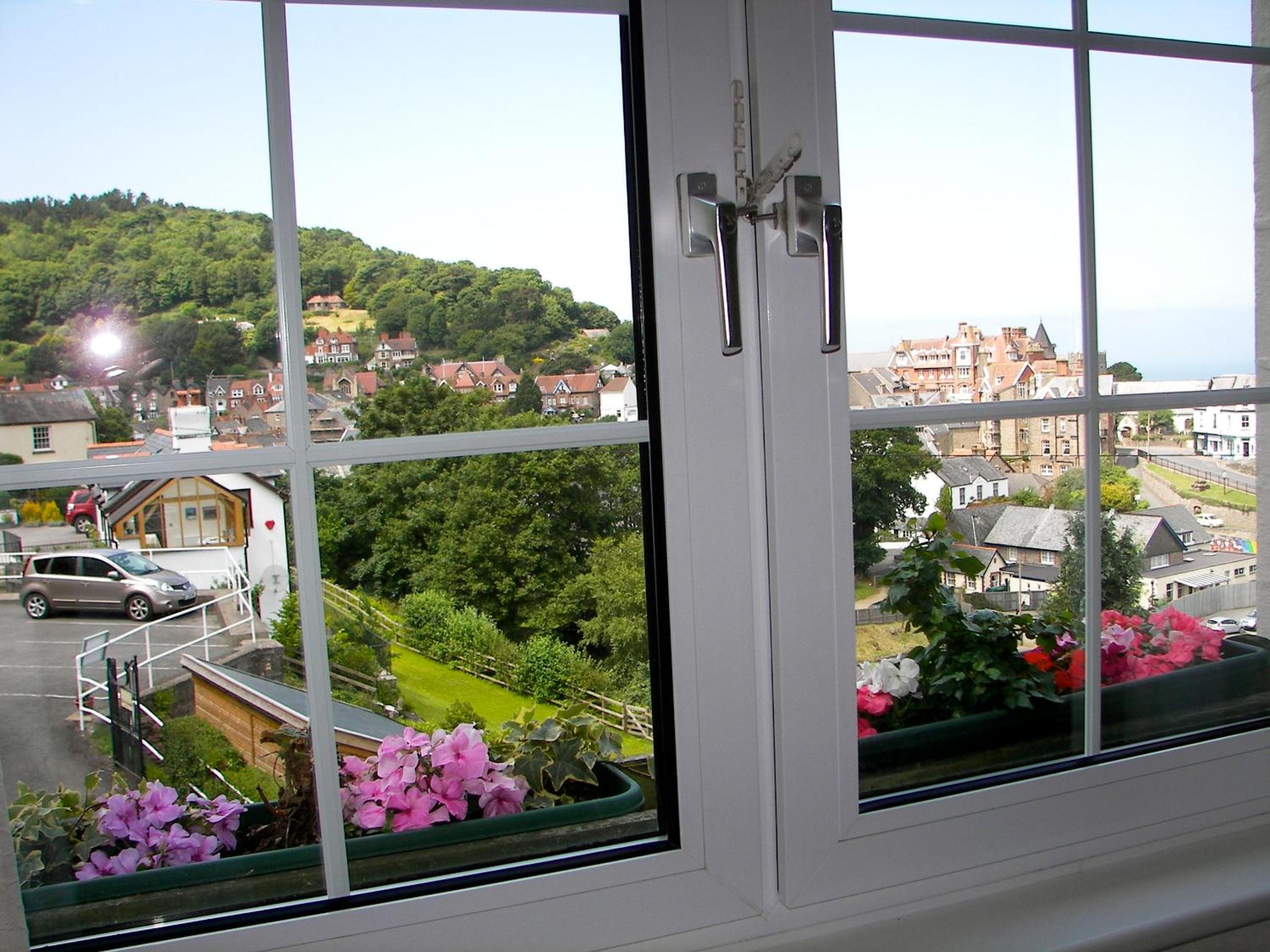 Lynton Vacations - Sinai House - Property Image 45