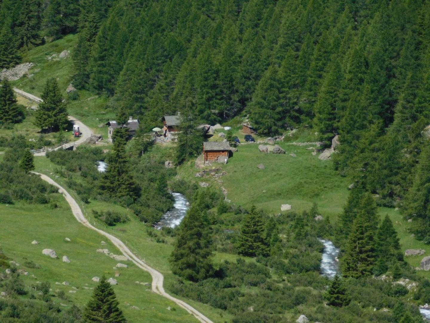 Photo 9