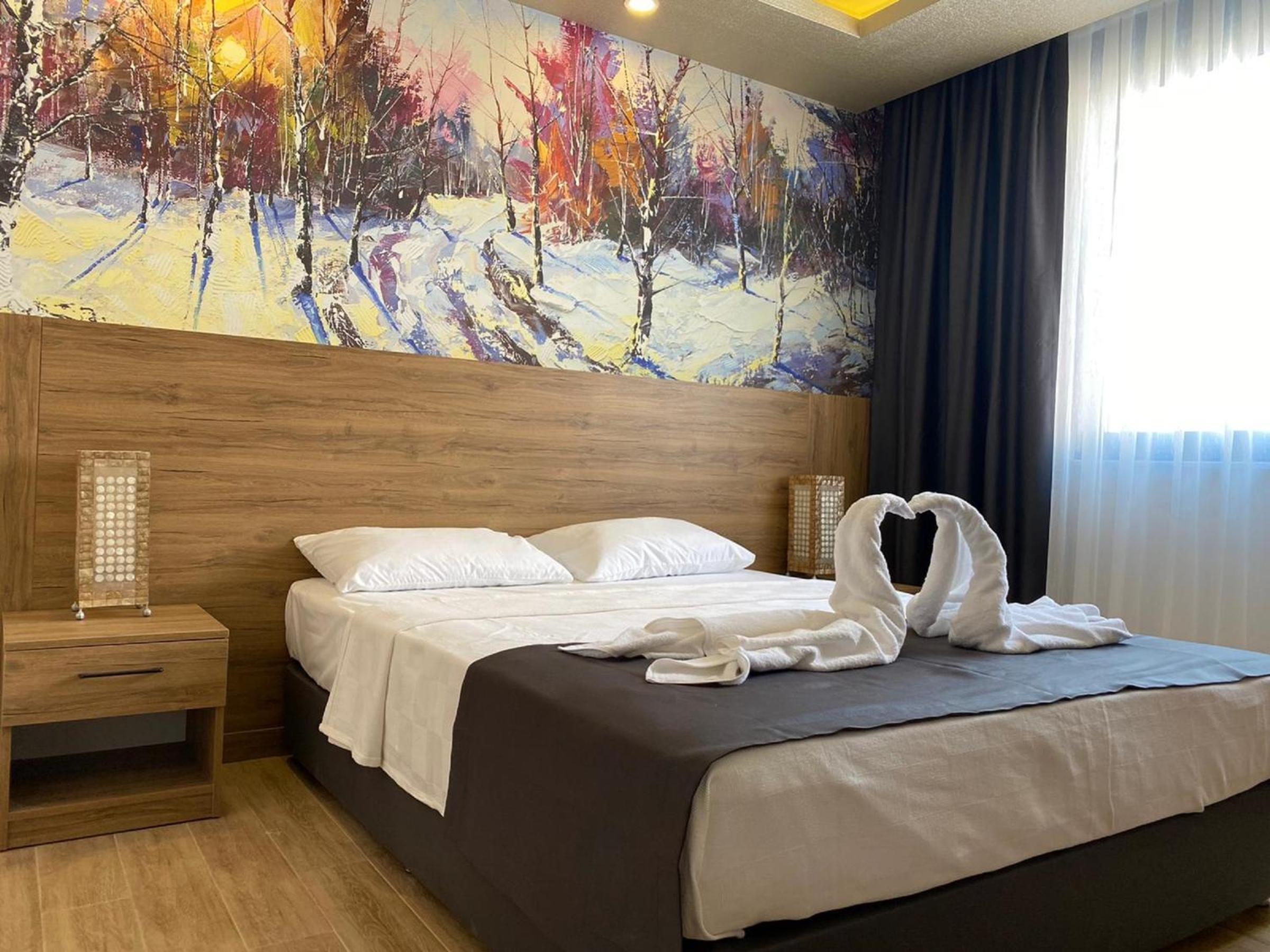 Golden World Suite Hotel - Image 20
