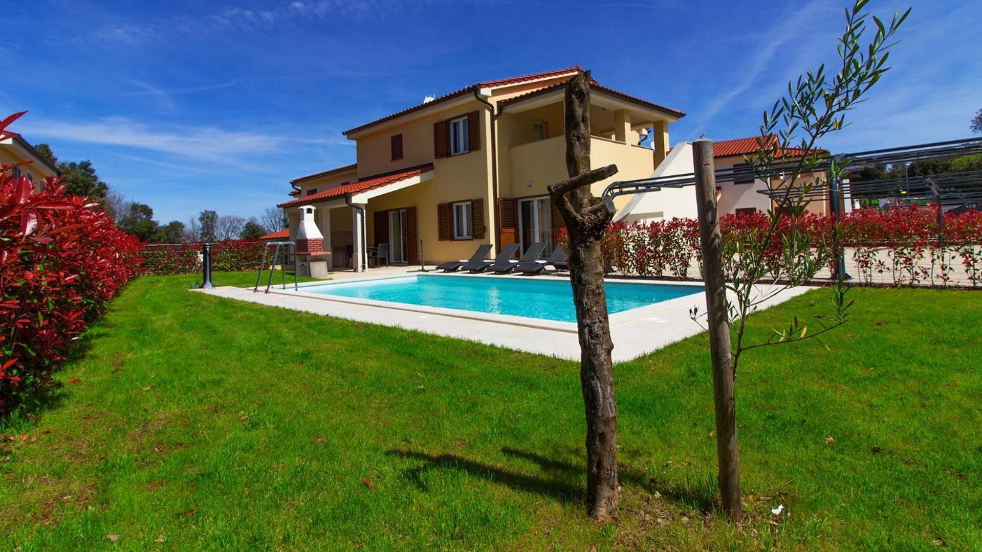 Luxury Villa Olivia with pool , 200m from the beach view 3