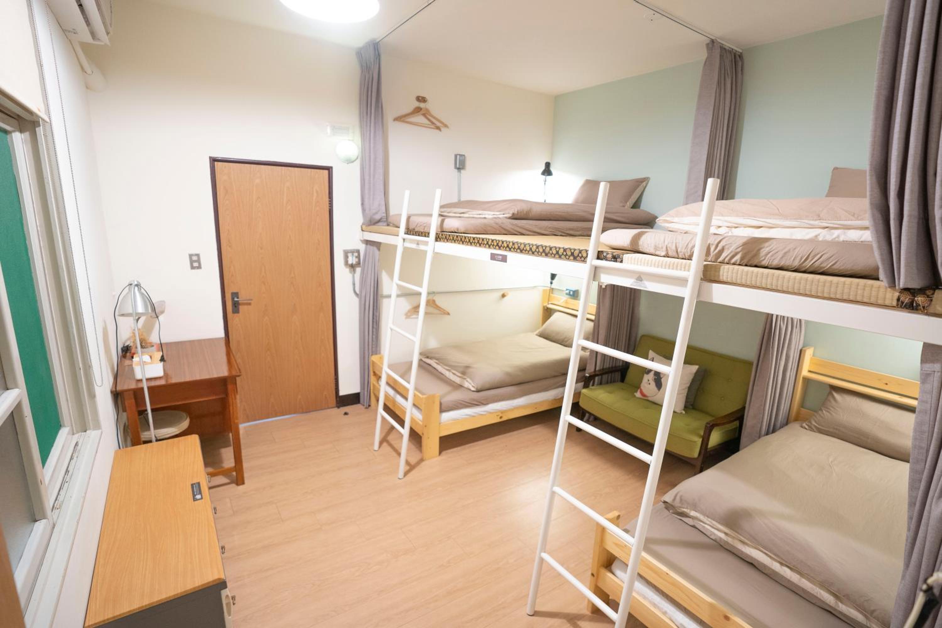 Lento Hostel
