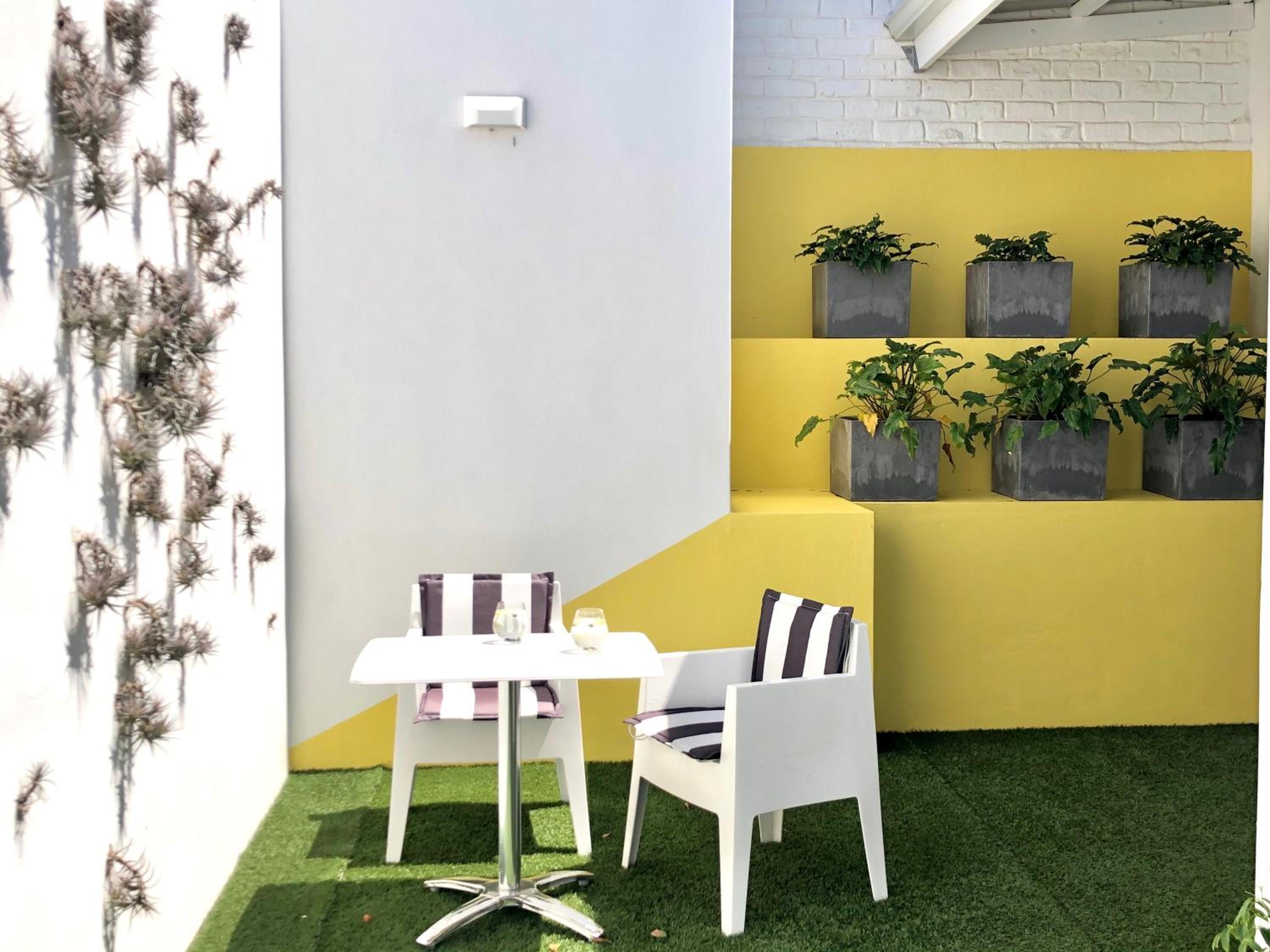 Photo 12