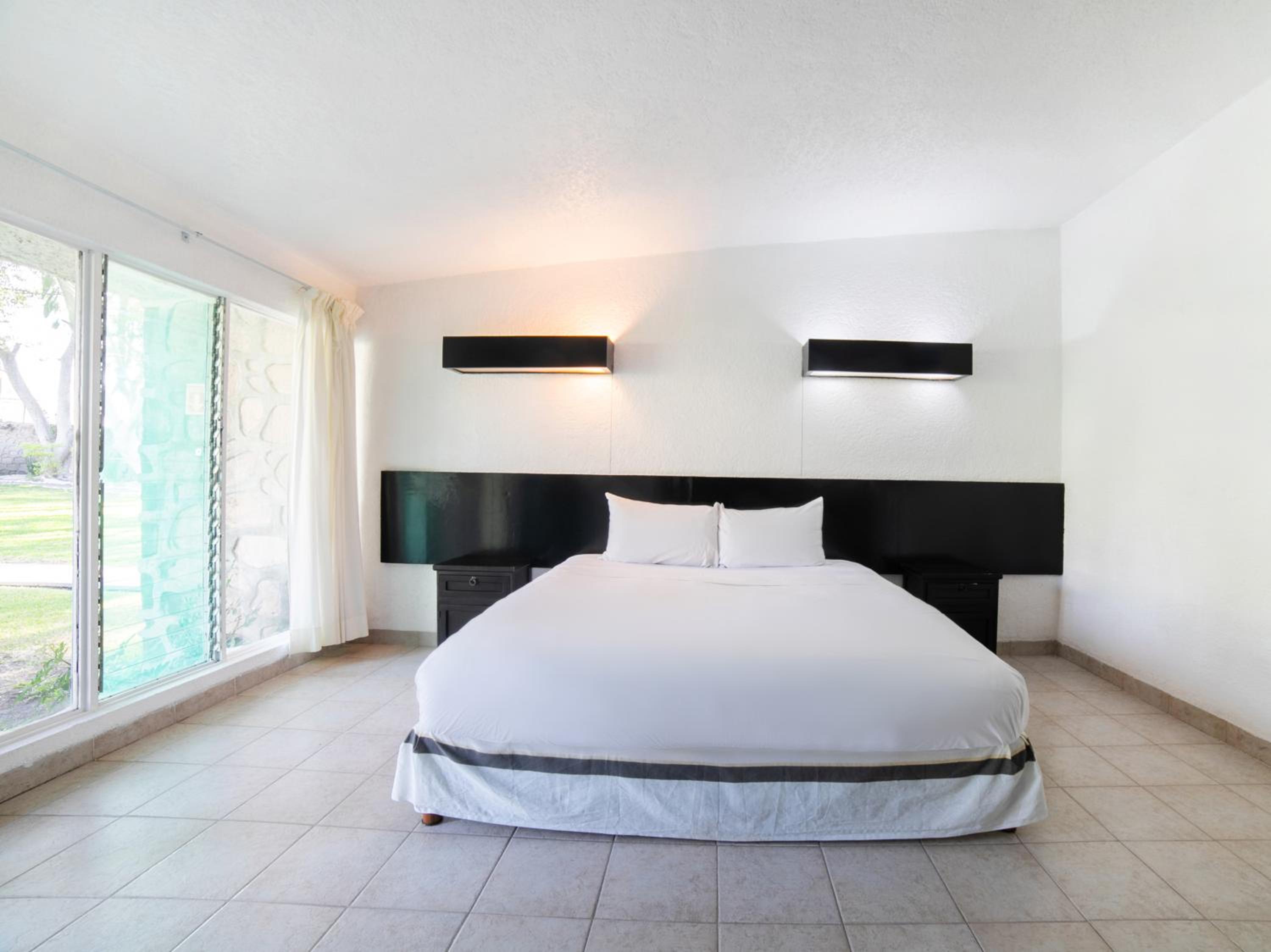 Hotel Teques Palace - Property Image 5