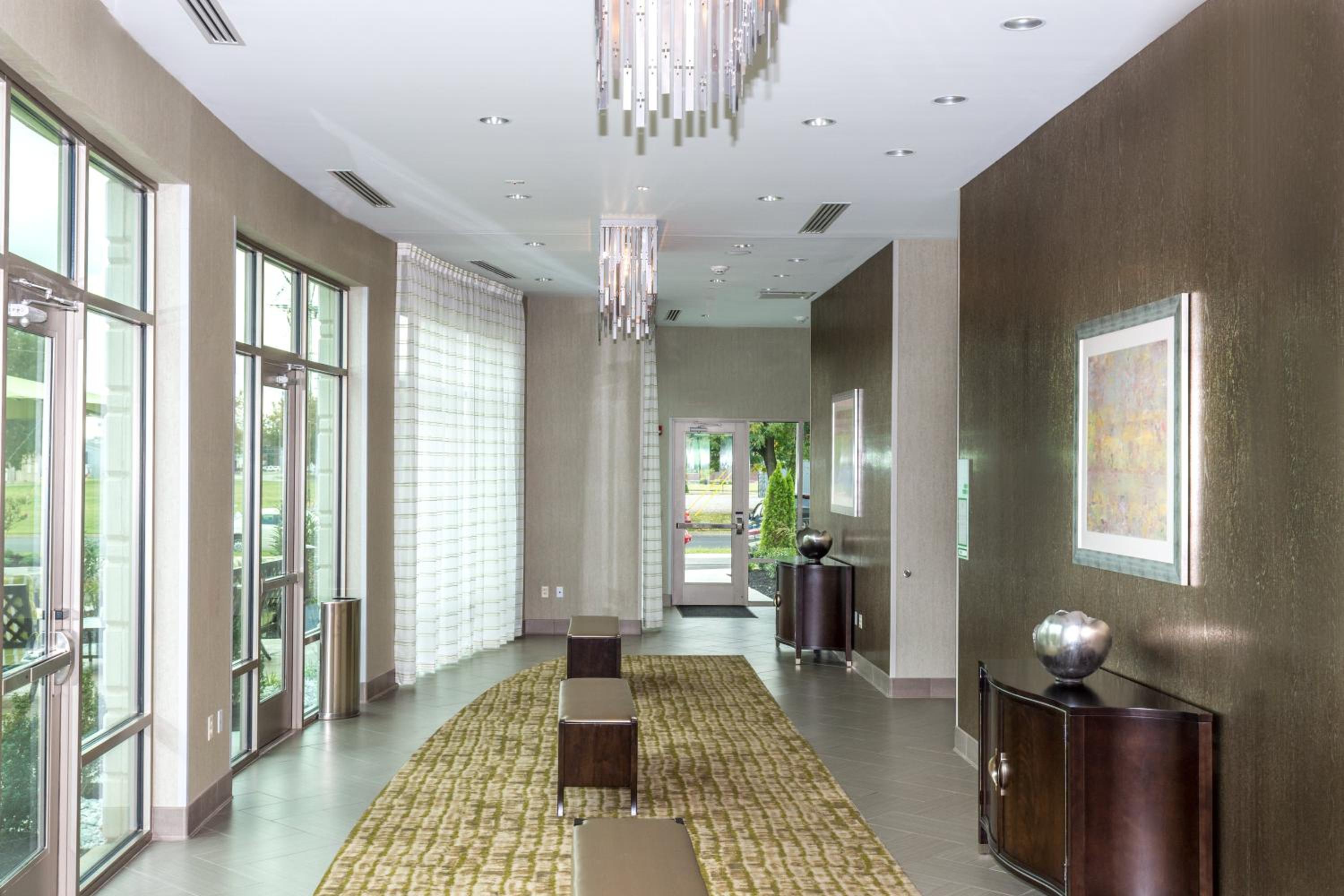 Lexington Vacations - Holiday Inn Lexington - Hamburg, an IHG Hotel - Property Image 10