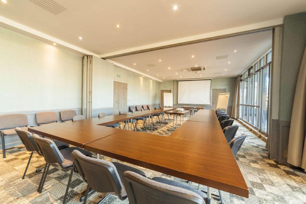 meeting room
