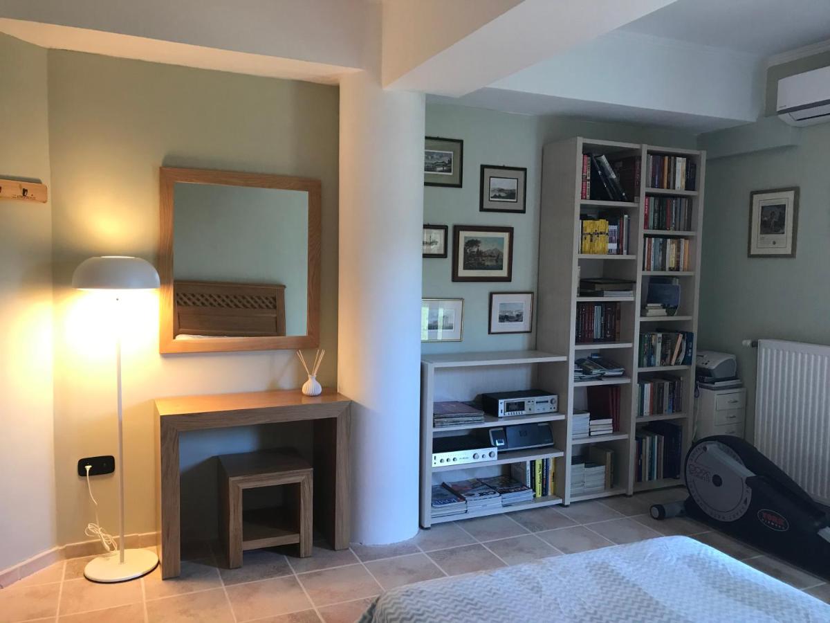 Hotel Marina View Luxury Home - Image 1