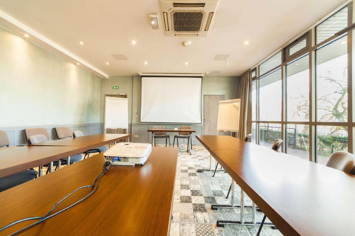 meeting room