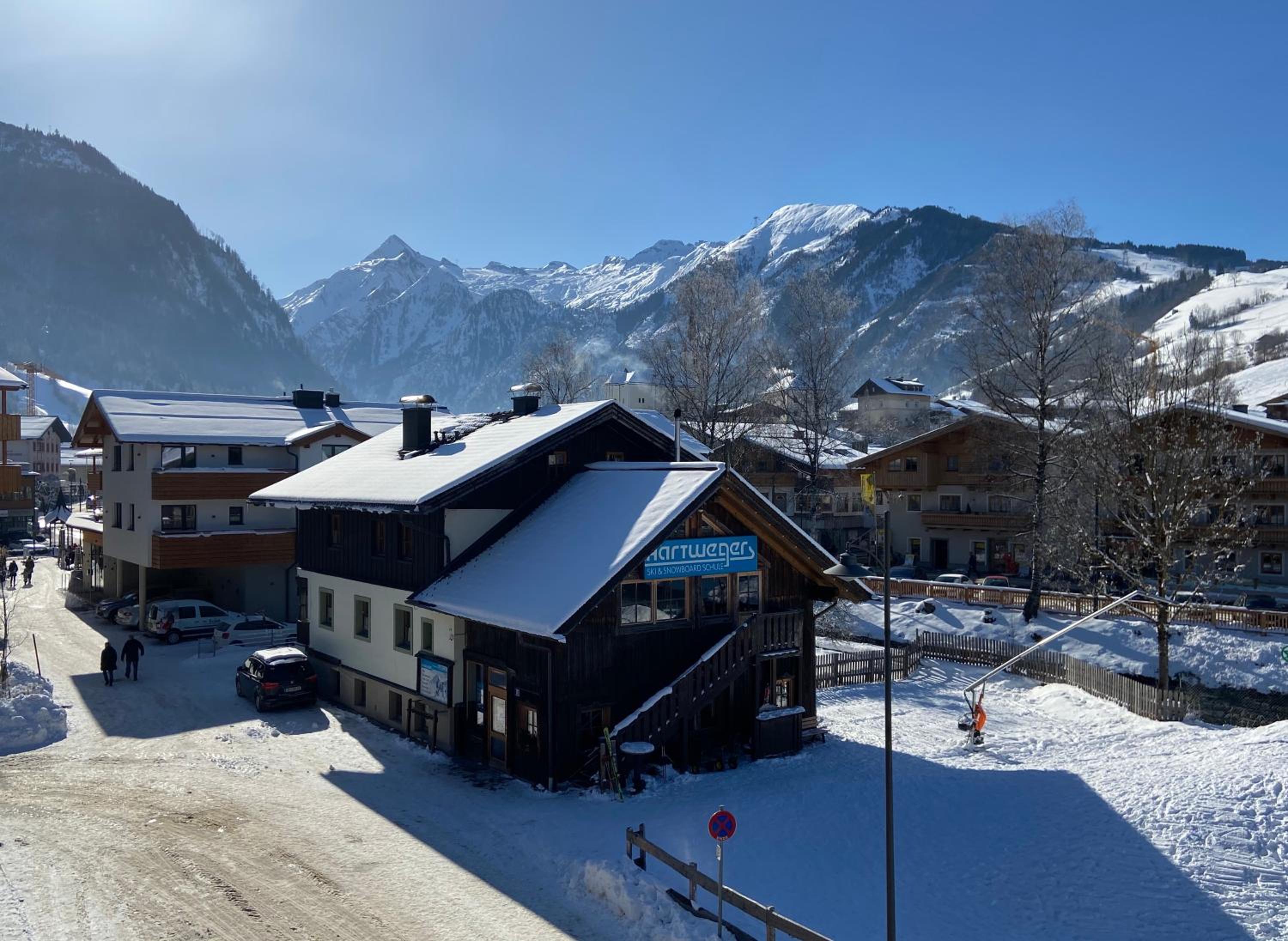 EXCLUSIVE APARTMENTS - inclusive Zell am See-Kaprun Sommerkarte und unbegrenztem Tauern SPA Eintritt view 2