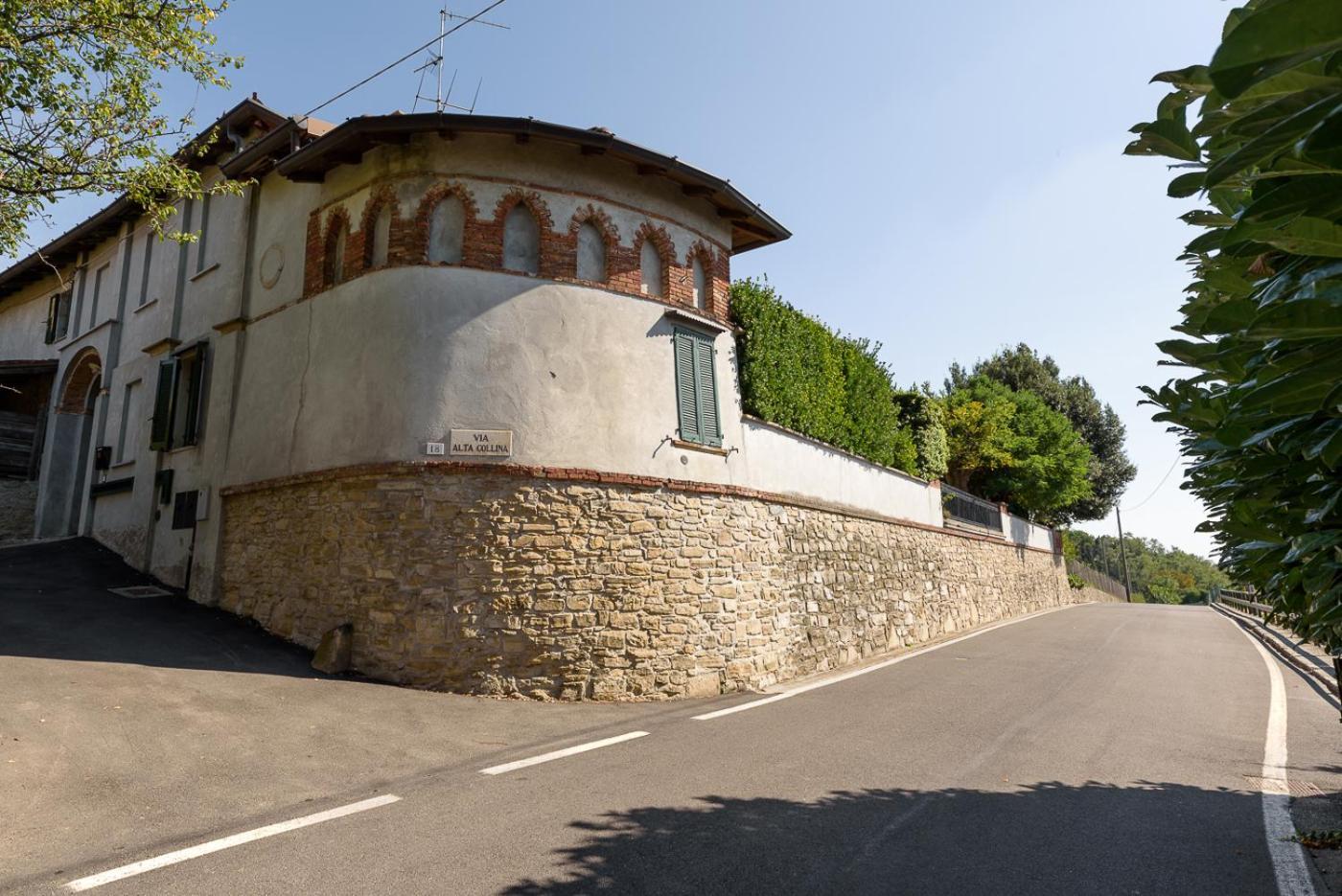 THE MONTEVECCHIA HOME - FRIDA APARTMENT view 4