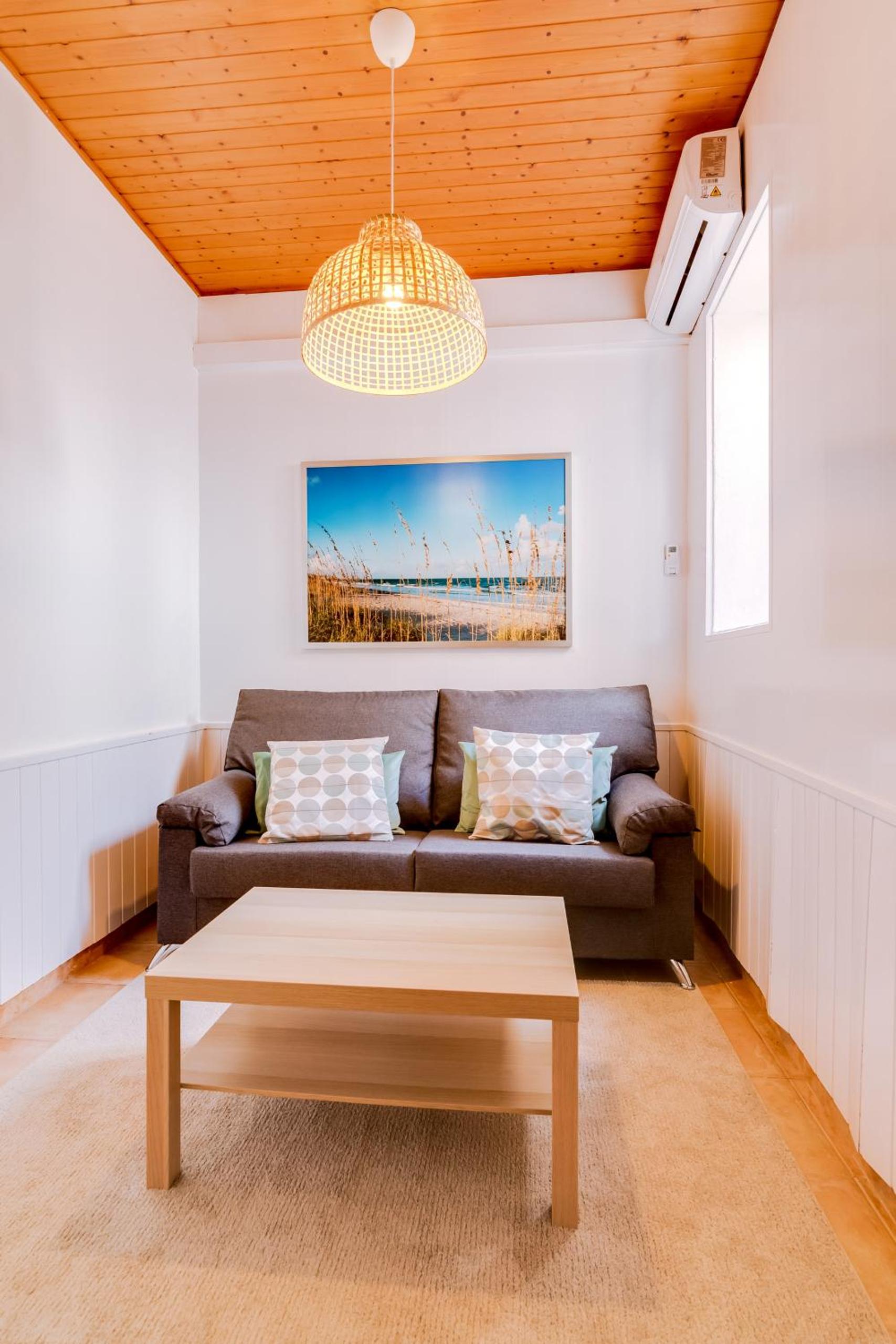 TREM - LOCATED IN OLD CITY - FARO view 4