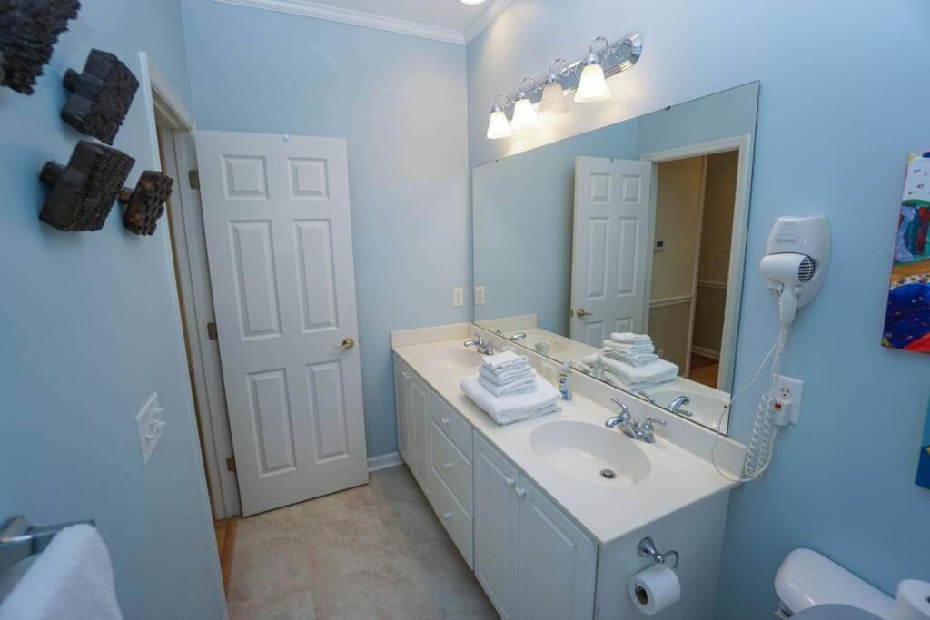 Paradise on Nautical Watch **Pool Just Steps Away** view 4