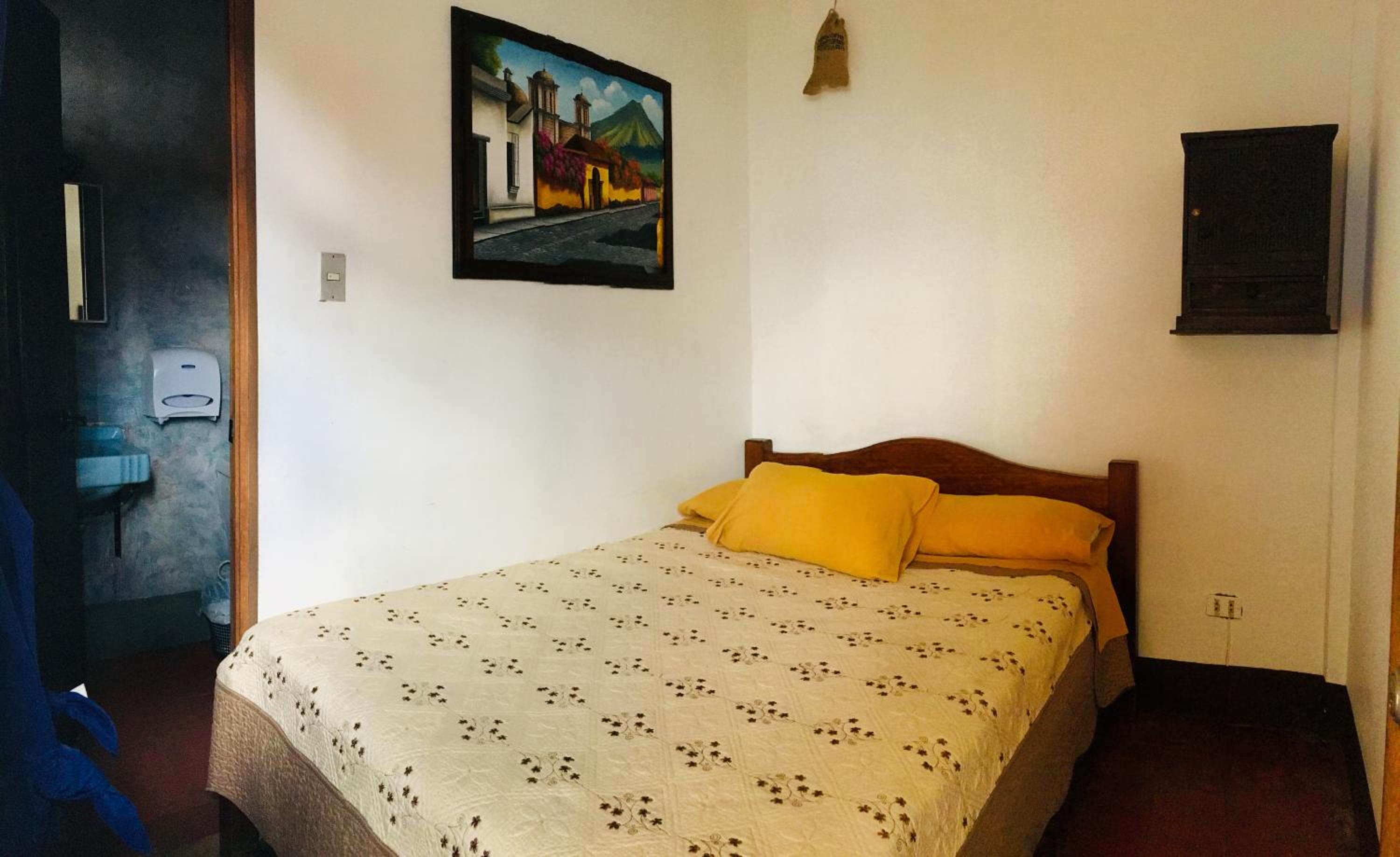Dionisio Inn