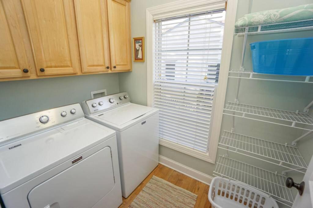 Ideal Location! Perfect for Graduations and Lowcountry Getaways! view 2