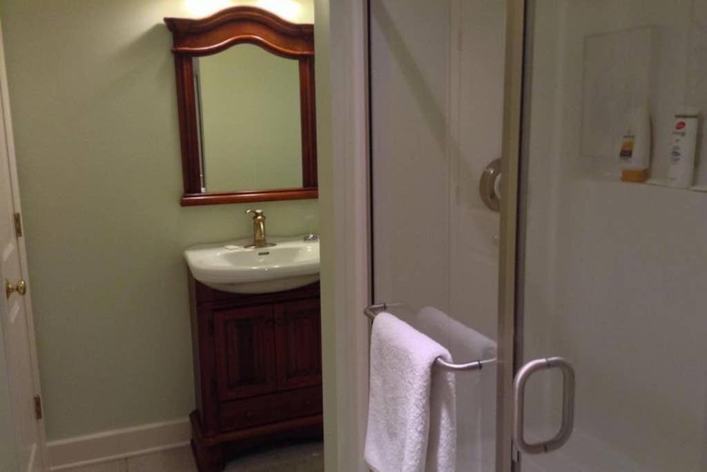 OCEANFRONT luxury 5 BR home in gated Harbor Island Community view 2